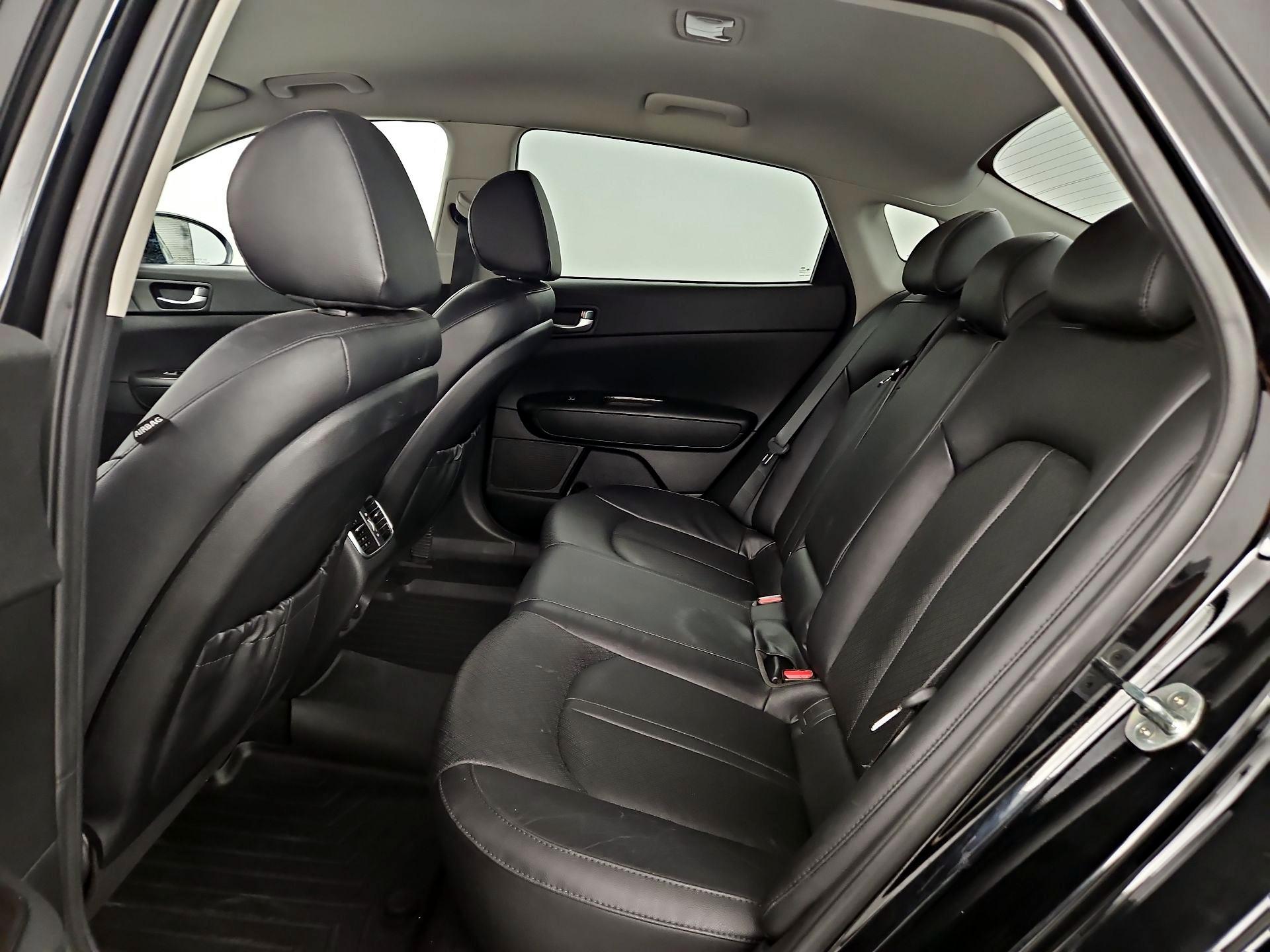 Thumbnail: 2016 Kia Optima - 19