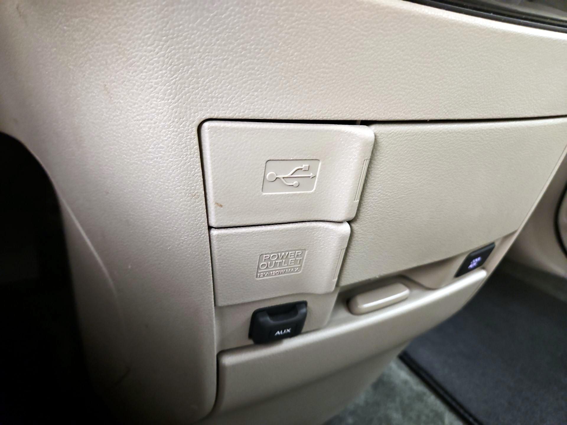 Thumbnail: 2016 Honda Odyssey - 19