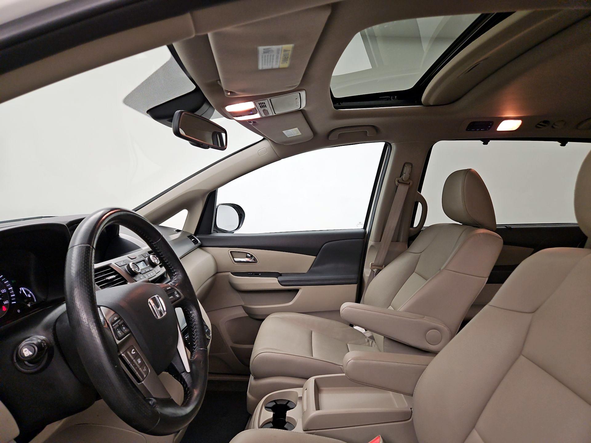 Thumbnail: 2016 Honda Odyssey - 20
