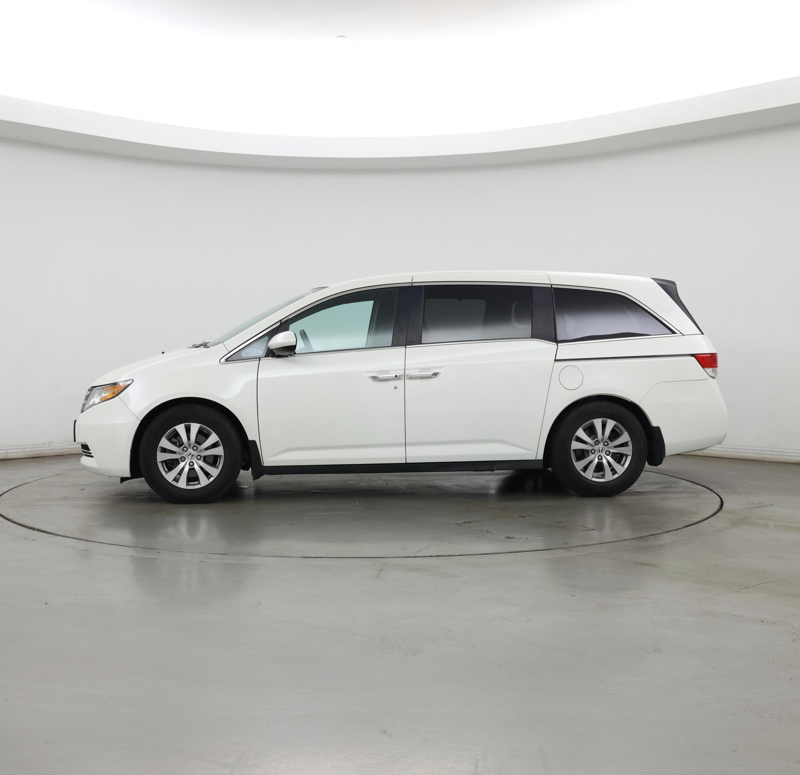 Thumbnail: 2016 Honda Odyssey - 3