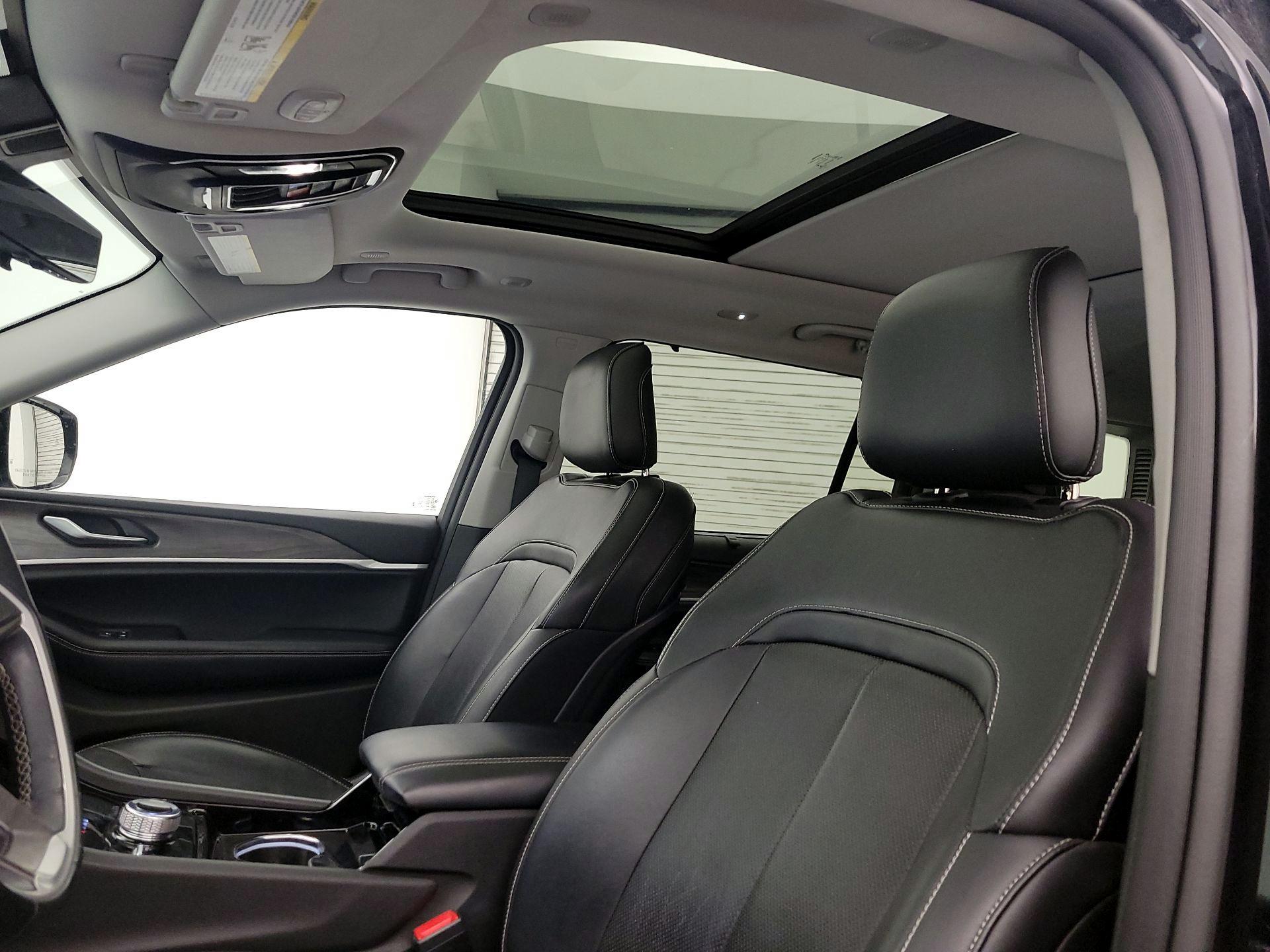 Thumbnail: 2022 Jeep Grand Cherokee L - 19
