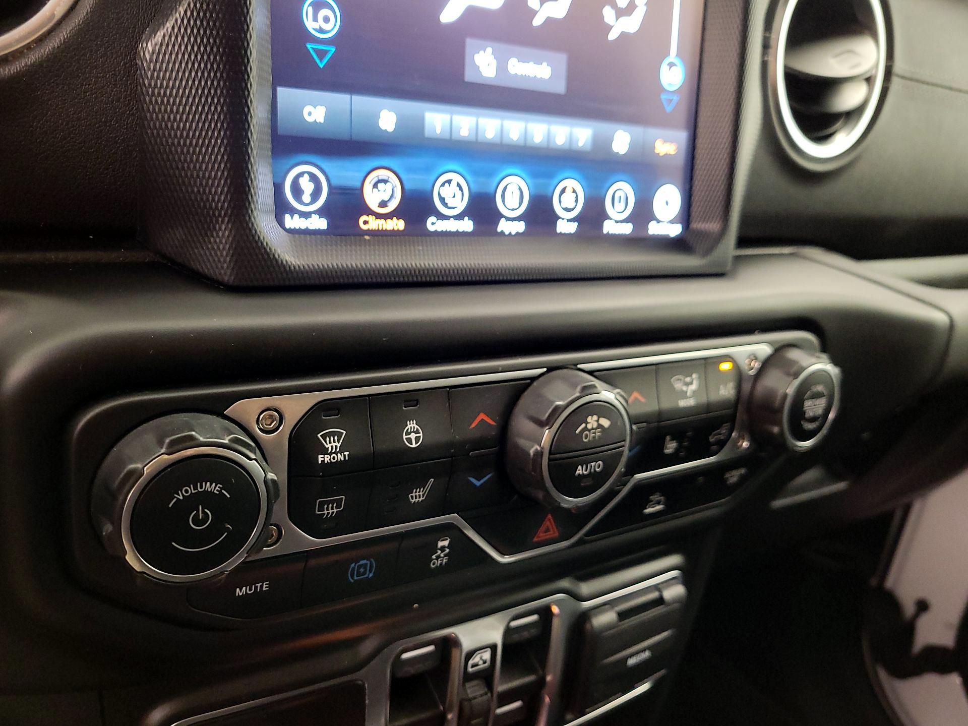 Thumbnail: 2023 Jeep Wrangler - 16