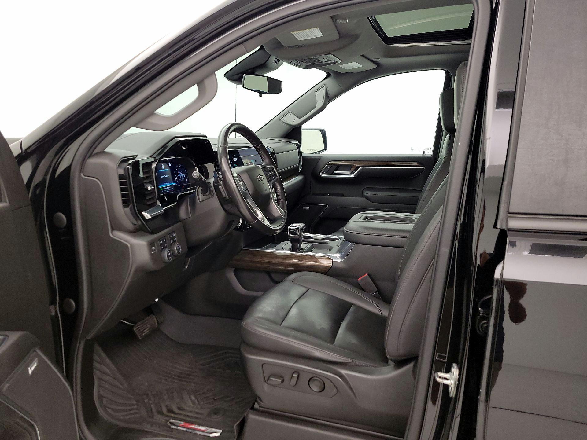 Thumbnail: 2022 Chevrolet Silverado 1500 - 11