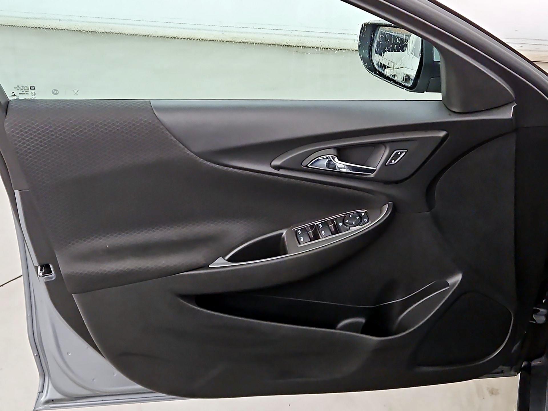 Thumbnail: 2023 Chevrolet Malibu - 12