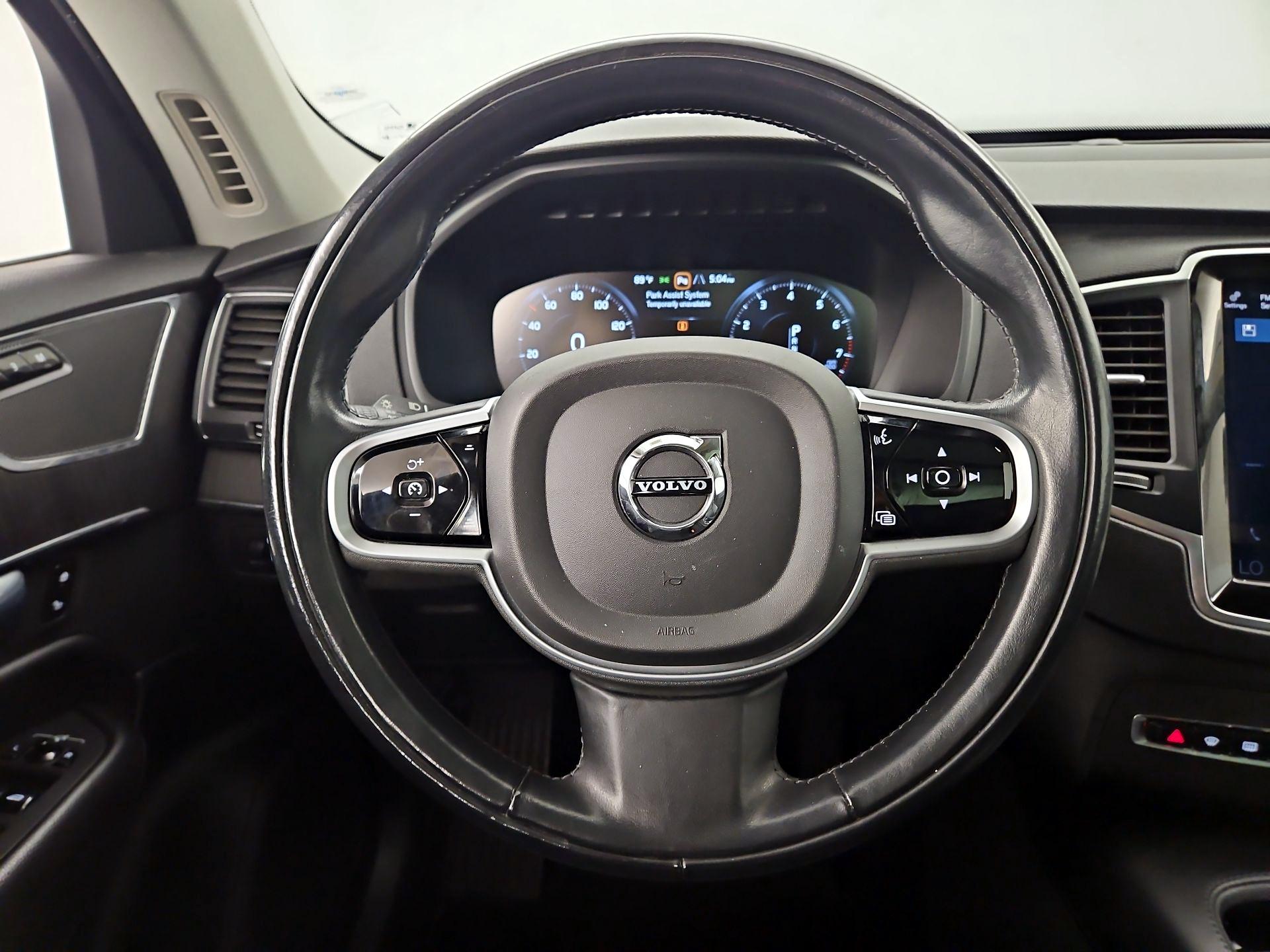 Thumbnail: 2020 Volvo XC90 - 10