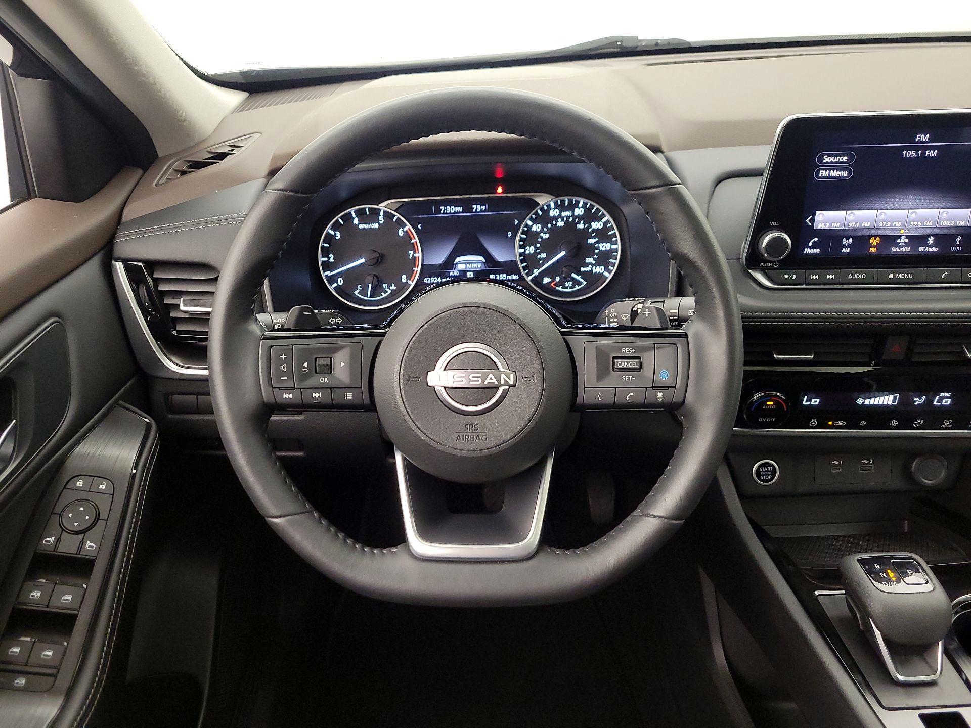 Thumbnail: 2022 Nissan Rogue - 10