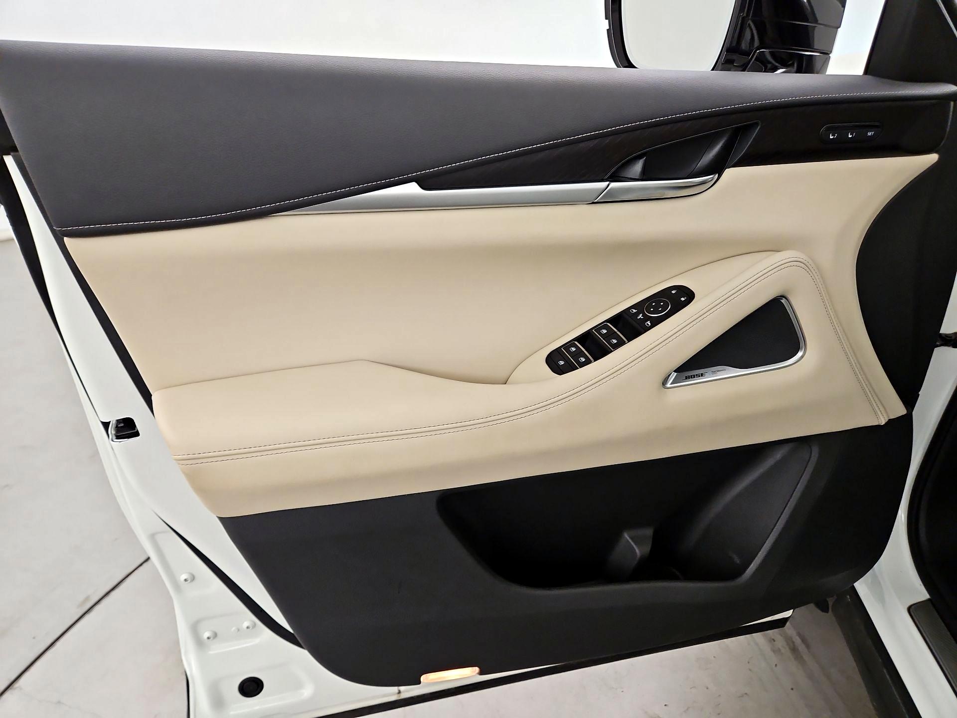 Thumbnail: 2022 INFINITI QX60 - 12