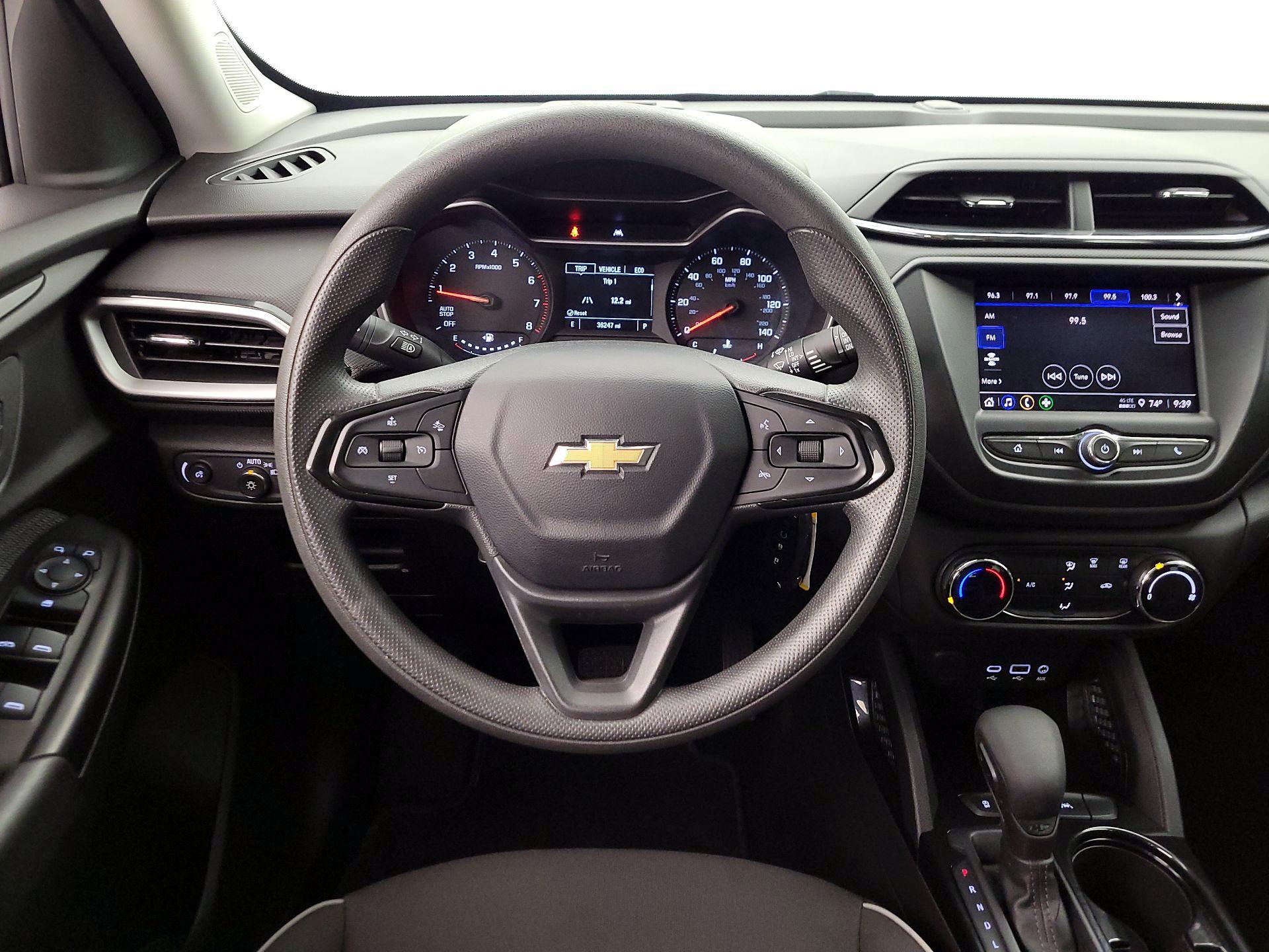 Thumbnail: 2023 Chevrolet TrailBlazer - 10