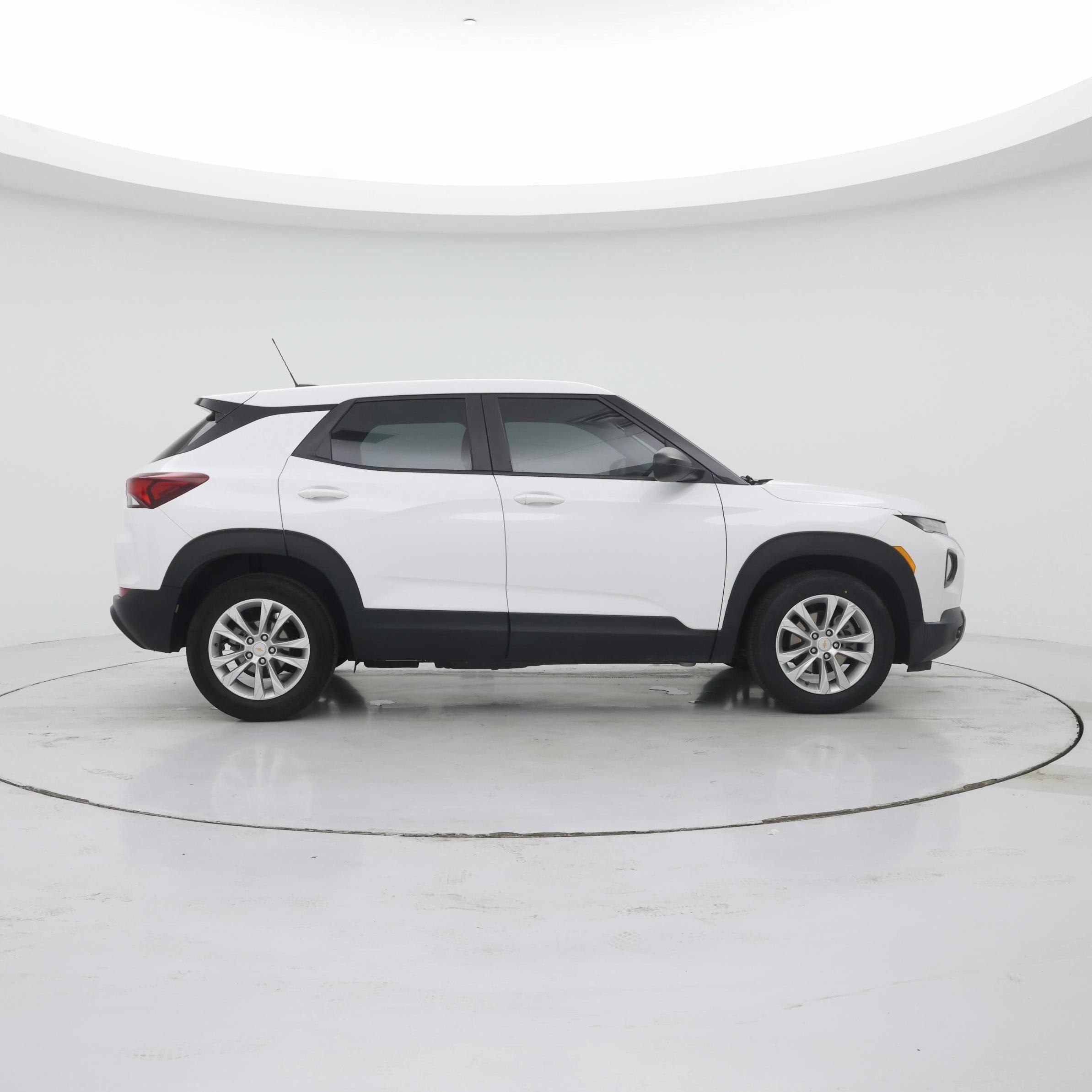 Thumbnail: 2023 Chevrolet TrailBlazer - 7
