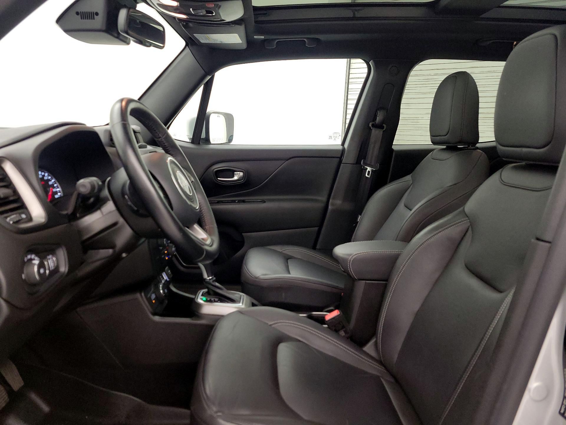 Thumbnail: 2020 Jeep Renegade - 11