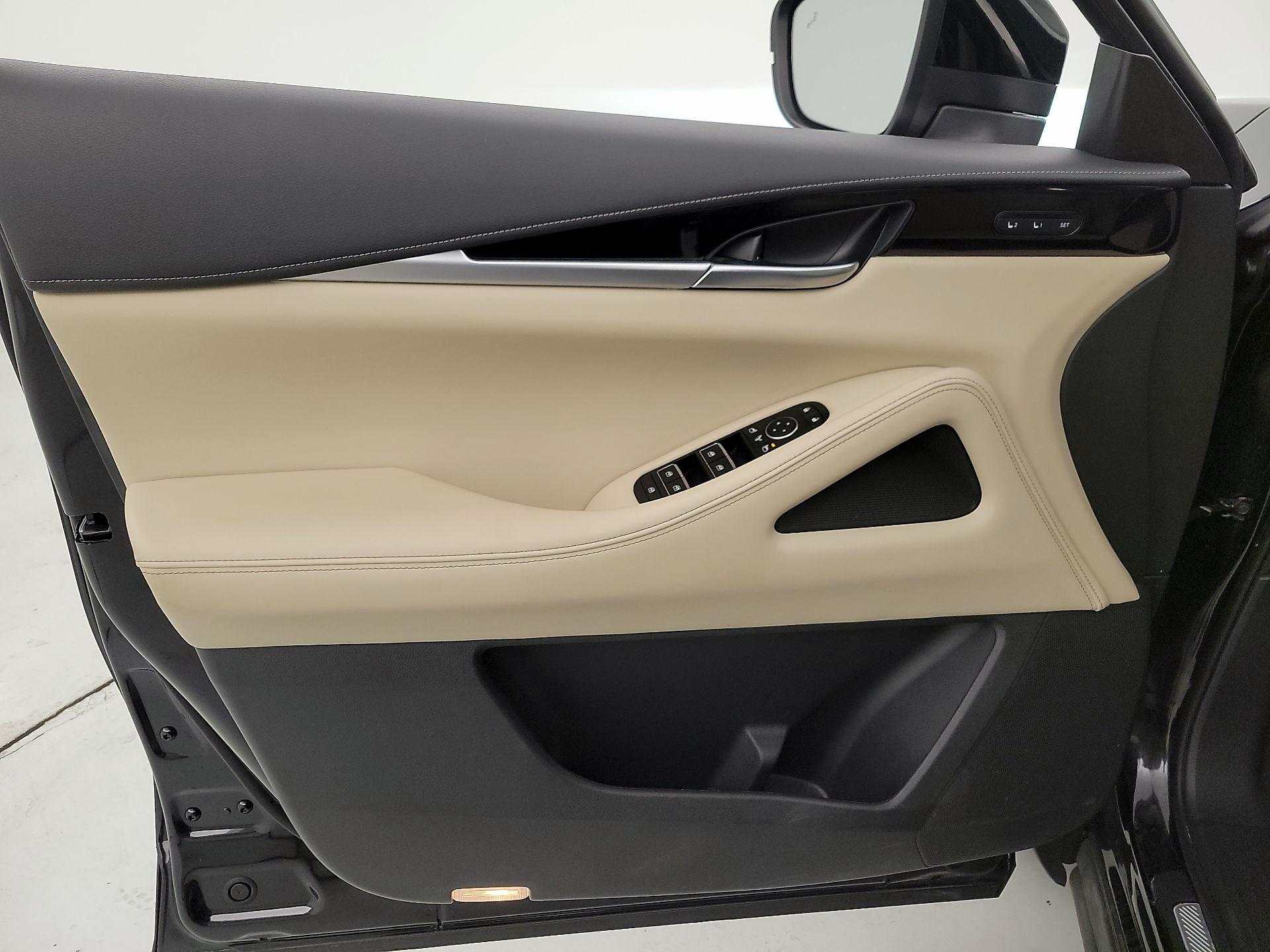 Thumbnail: 2022 INFINITI QX60 - 12