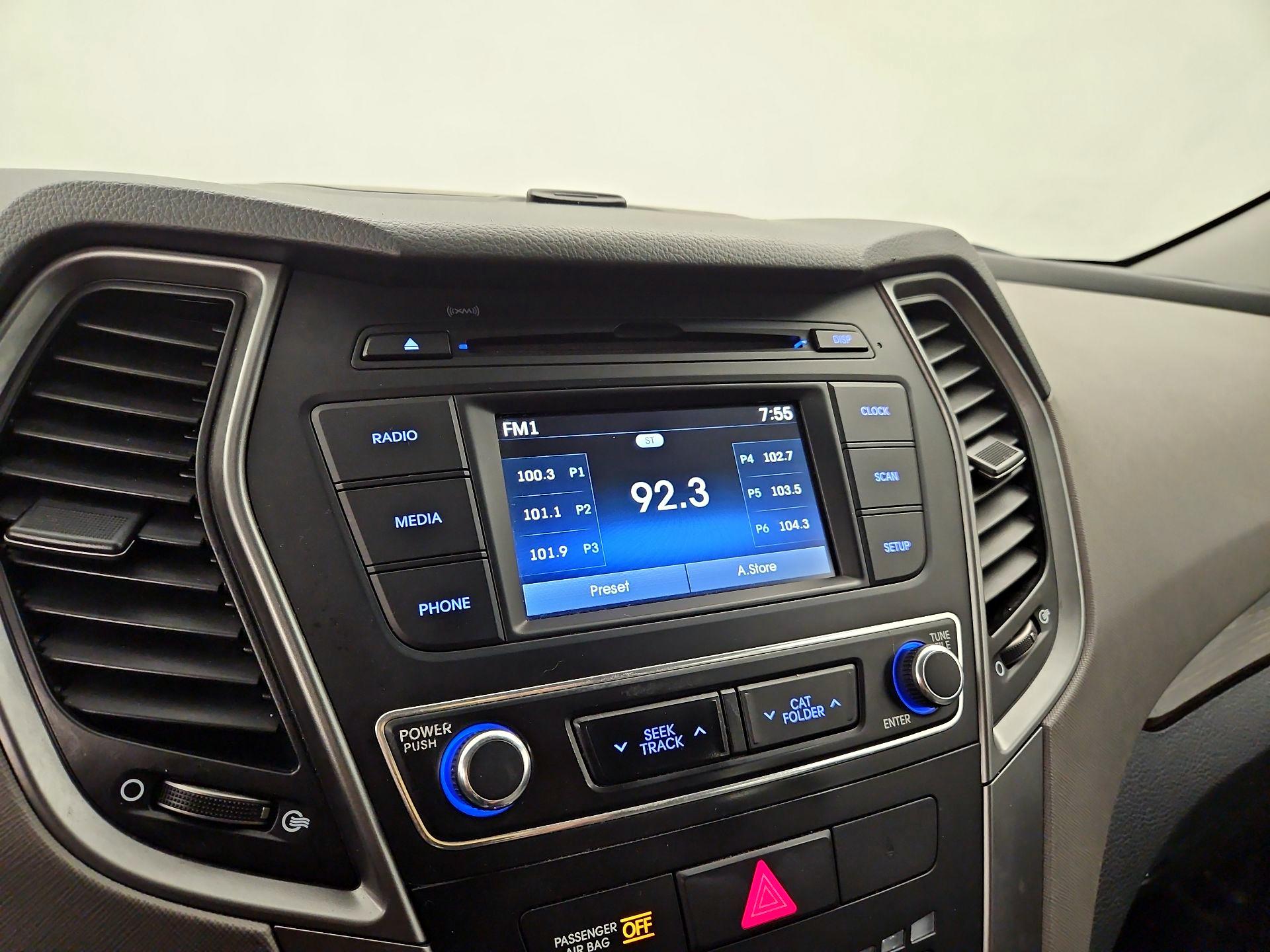 Thumbnail: 2017 Hyundai Santa Fe - 15