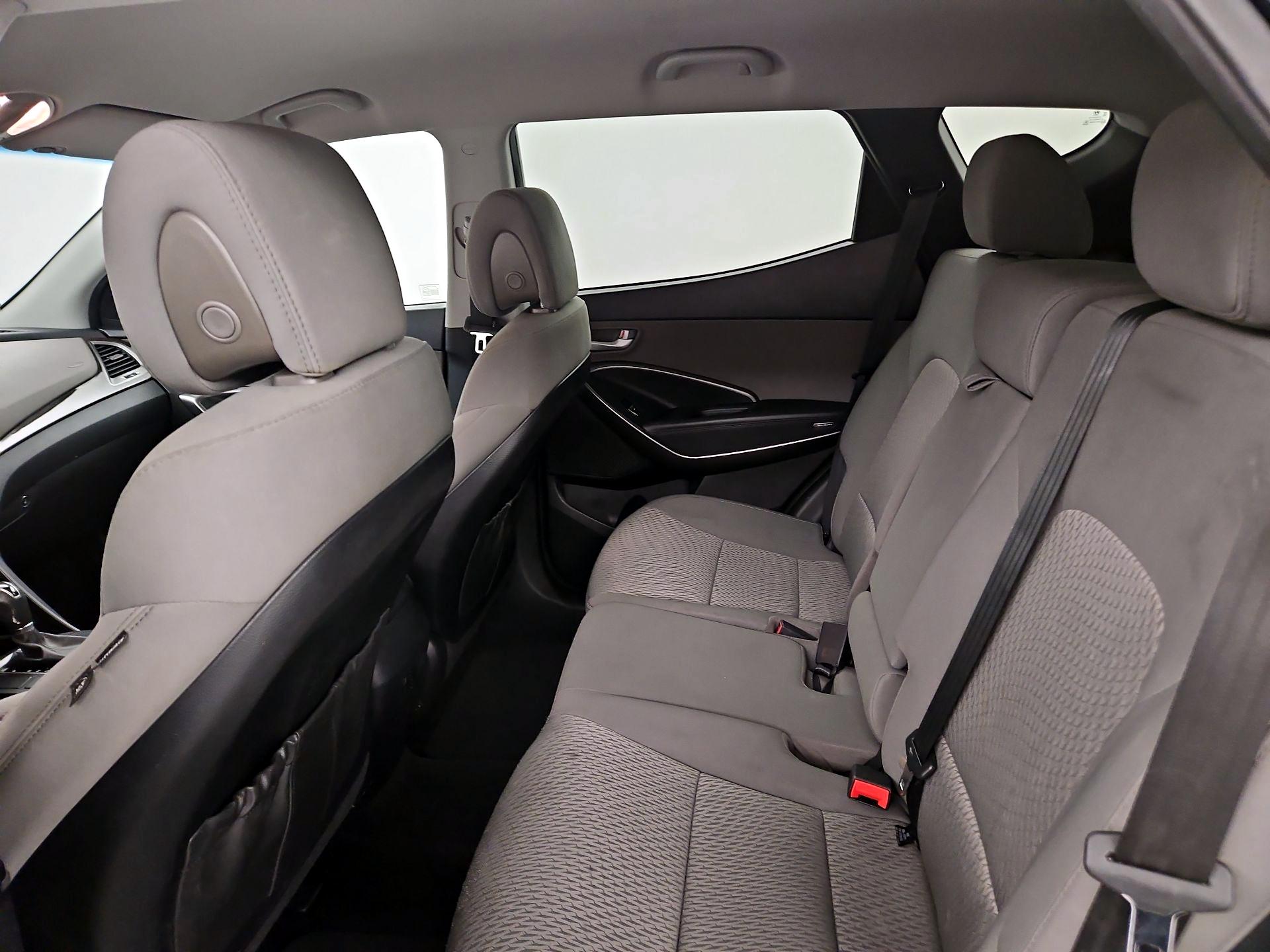 Thumbnail: 2017 Hyundai Santa Fe - 19