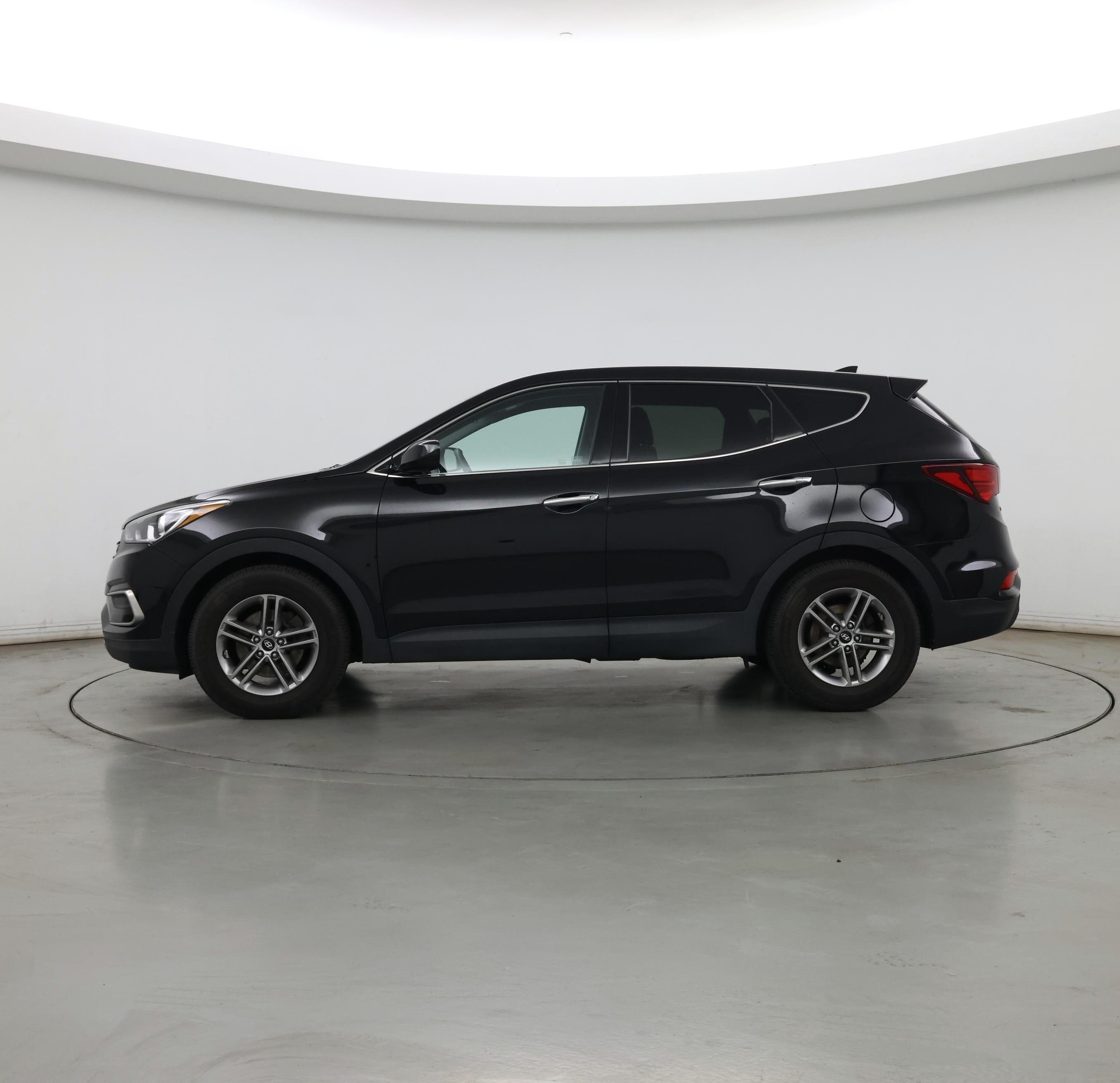 Thumbnail: 2017 Hyundai Santa Fe - 3
