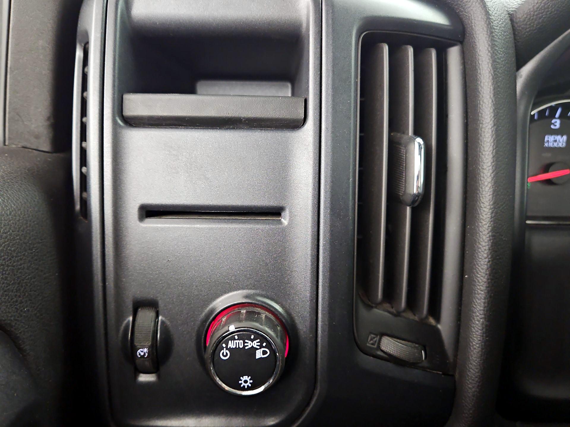 Thumbnail: 2014 GMC Sierra 1500 - 13