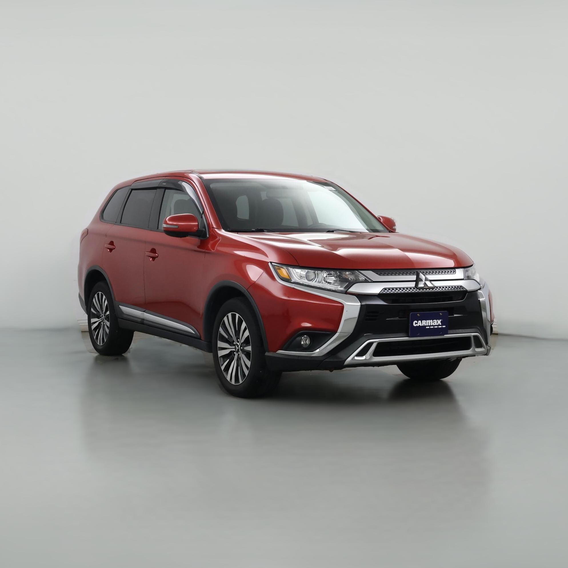 Thumbnail: 2019 Mitsubishi Outlander - 1