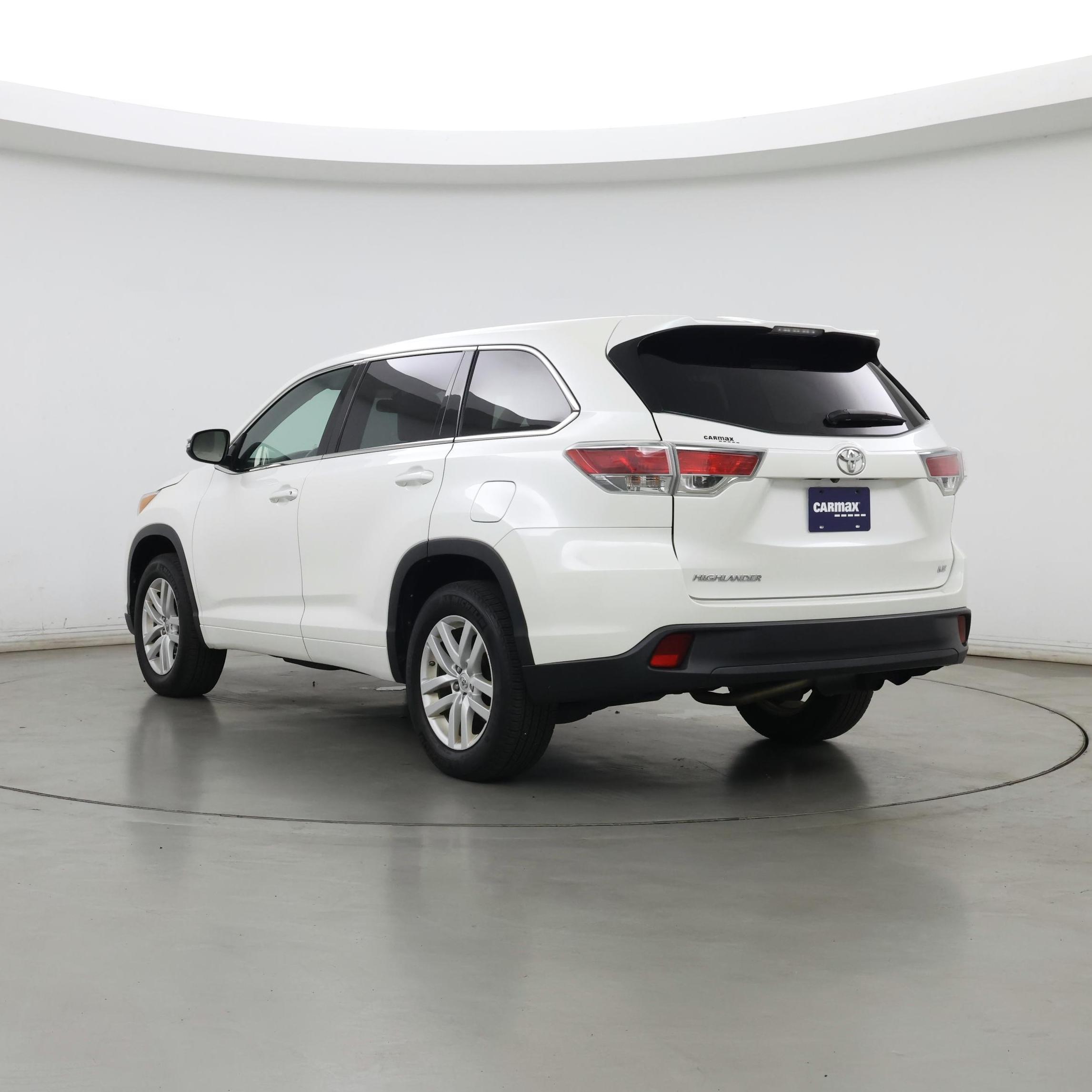 Thumbnail: 2015 Toyota Highlander - 2