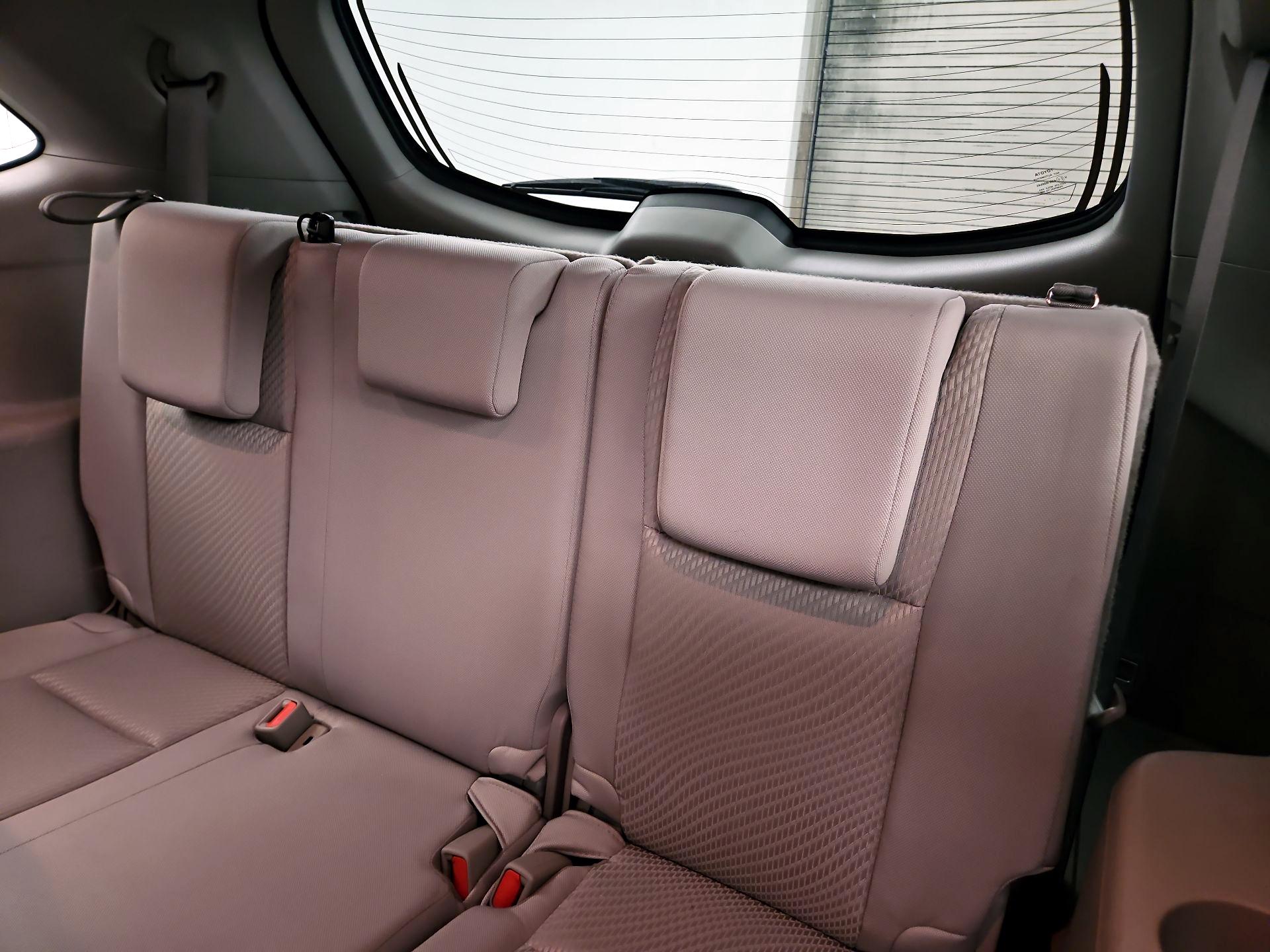Thumbnail: 2015 Toyota Highlander - 20