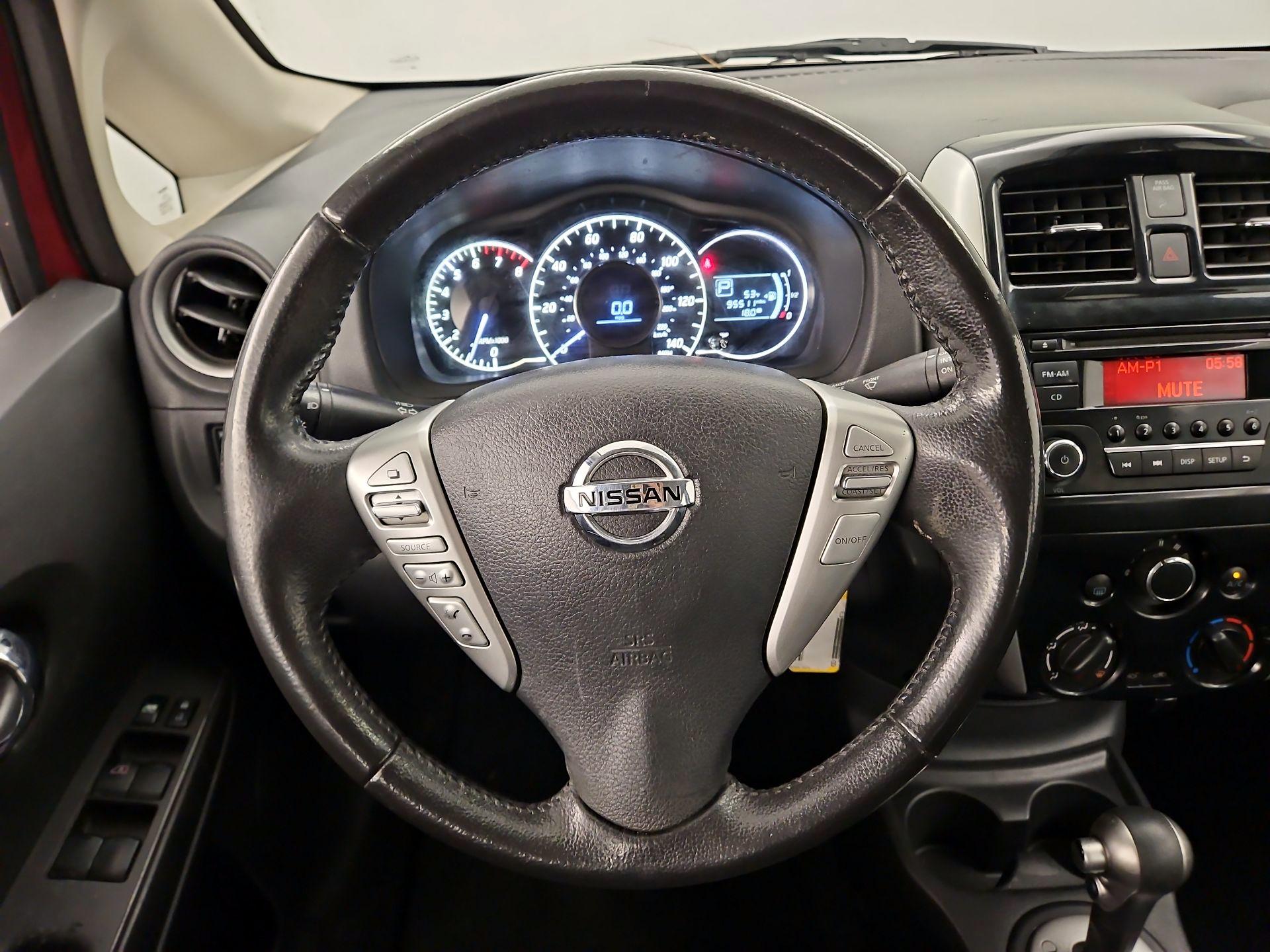 Thumbnail: 2015 Nissan Versa Note - 10