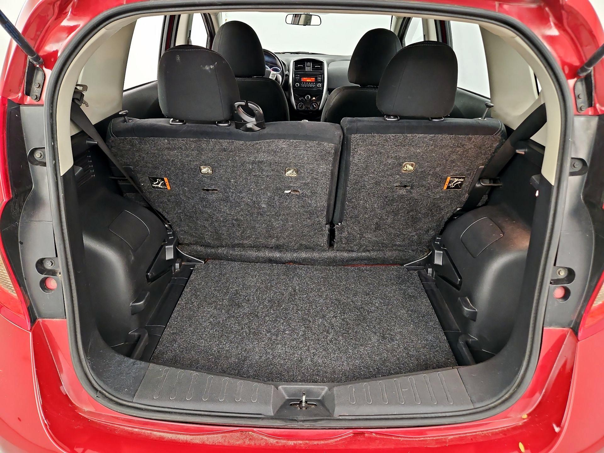 Thumbnail: 2015 Nissan Versa Note - 18