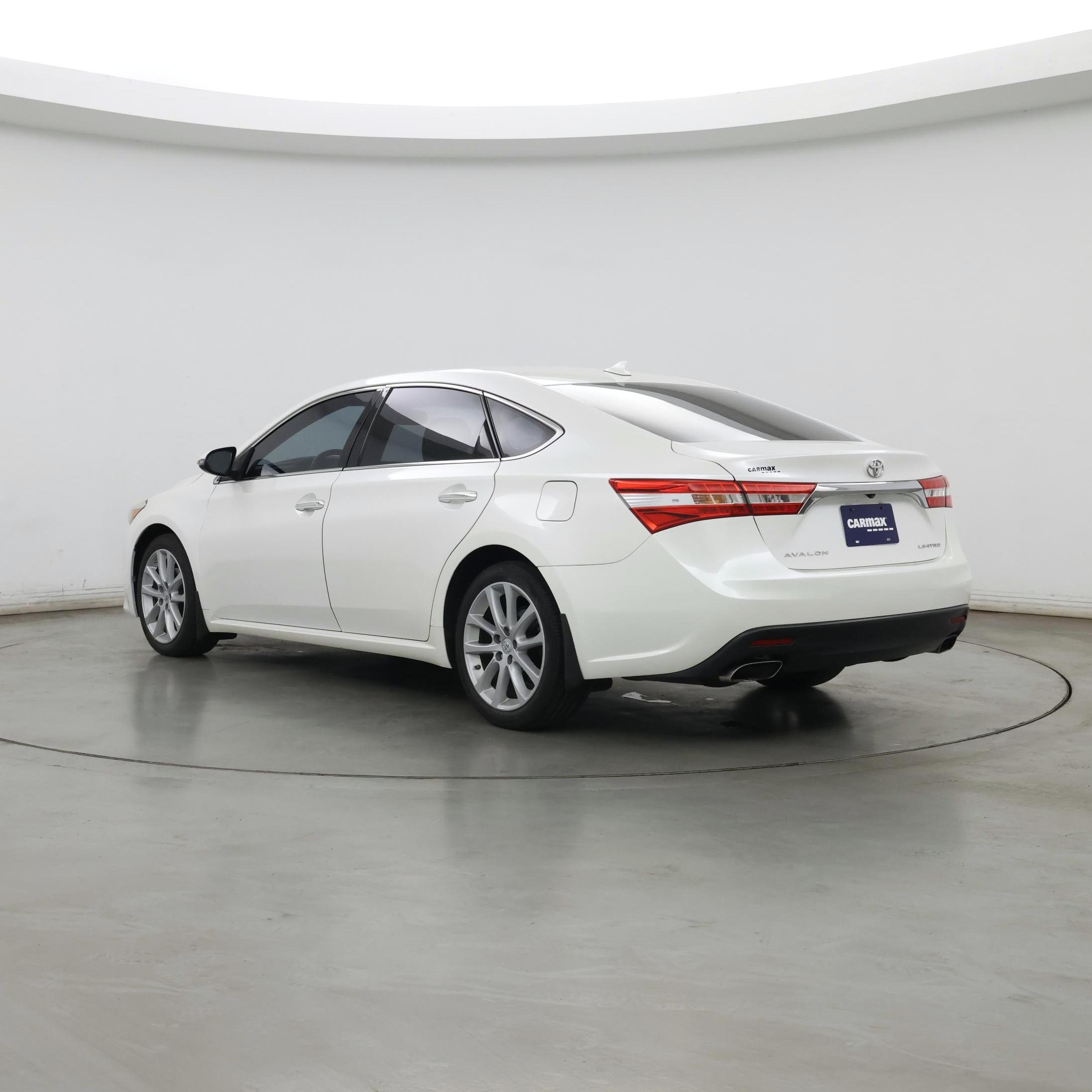 Thumbnail: 2014 Toyota Avalon - 2