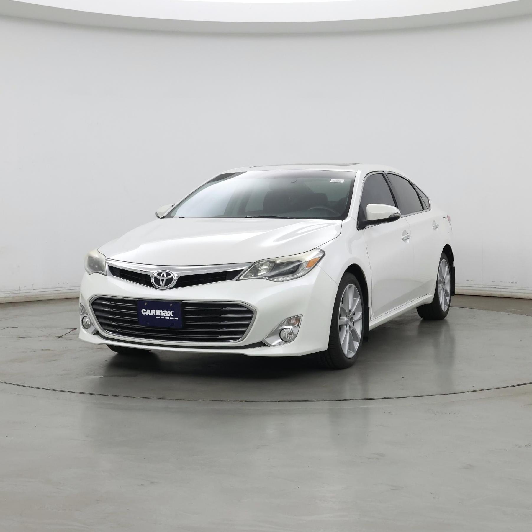 Thumbnail: 2014 Toyota Avalon - 4