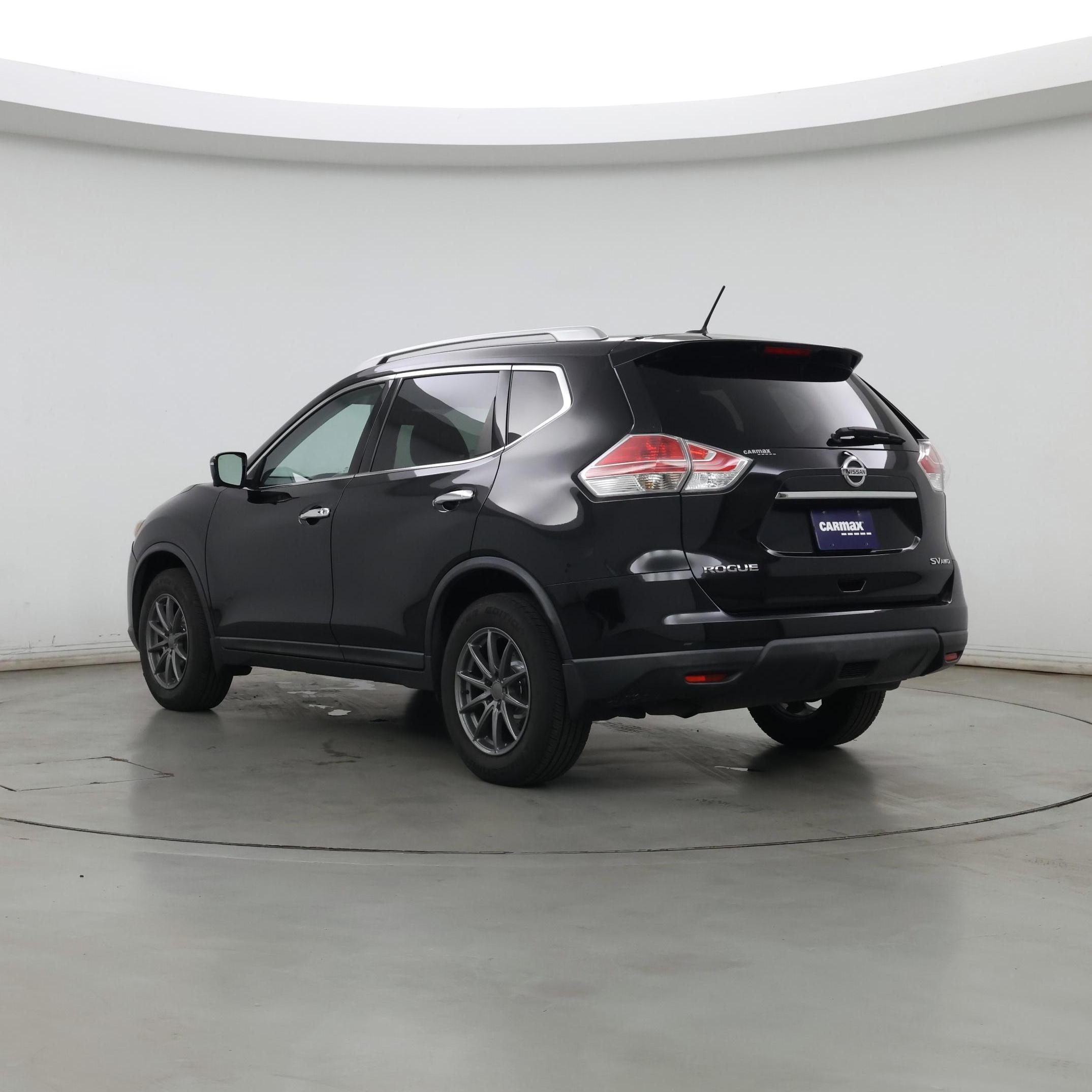 Thumbnail: 2016 Nissan Rogue - 2