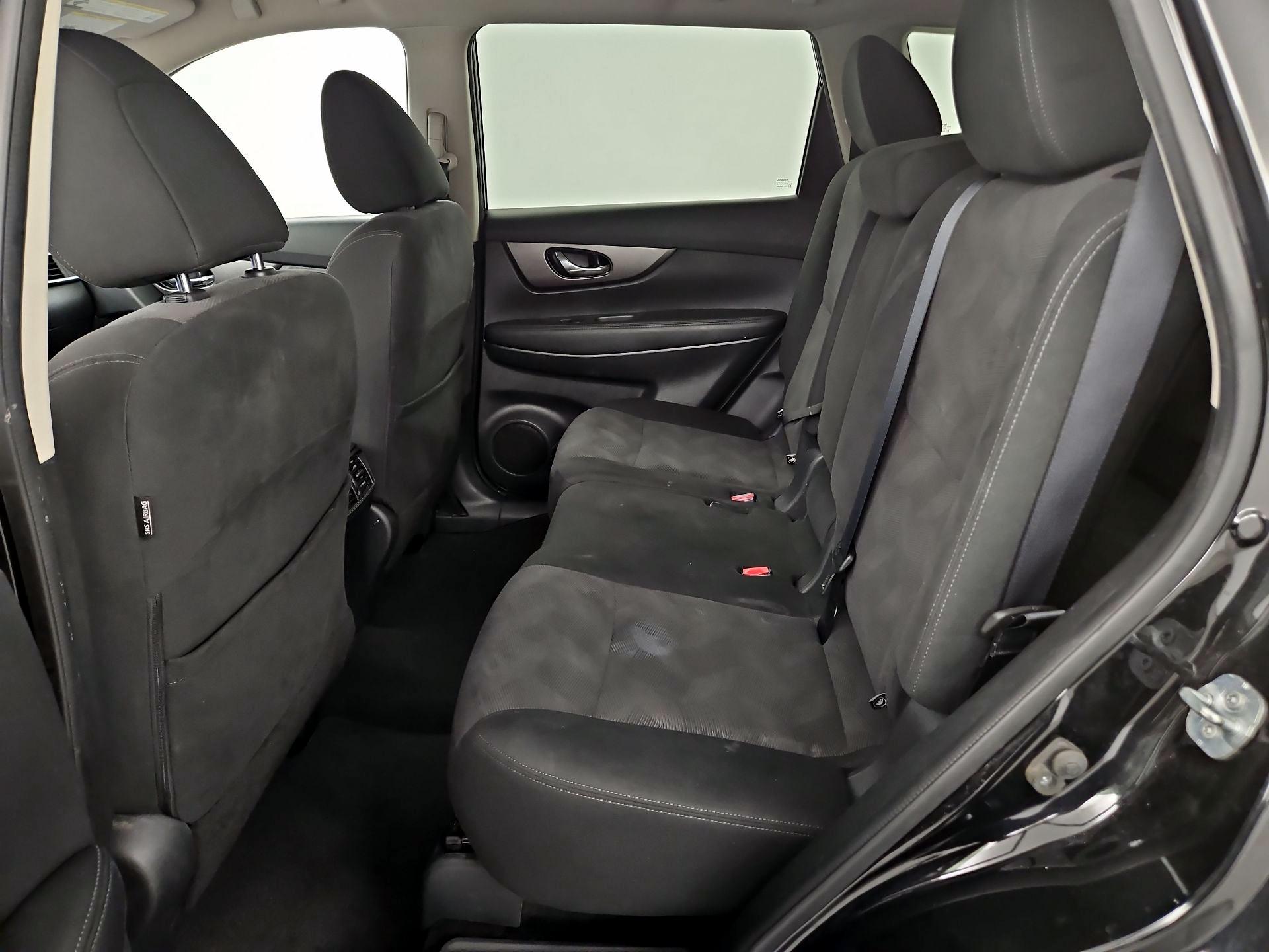 Thumbnail: 2016 Nissan Rogue - 20