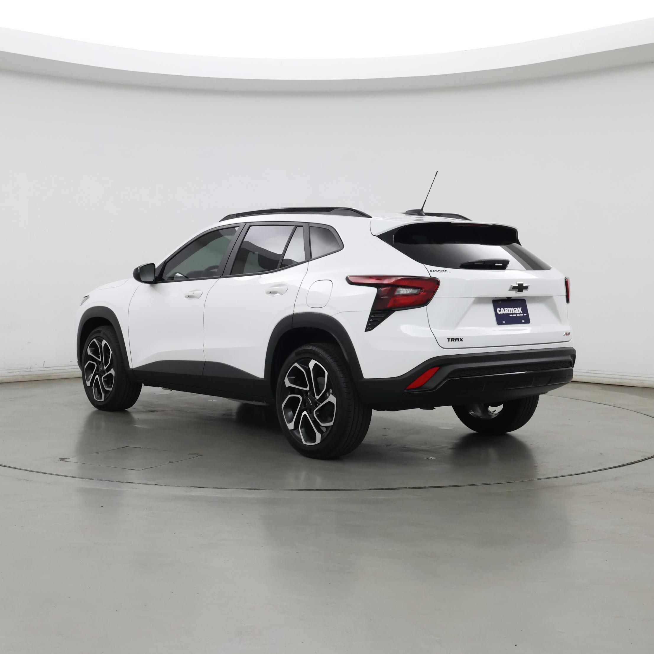 Thumbnail: 2025 Chevrolet Trax - 2