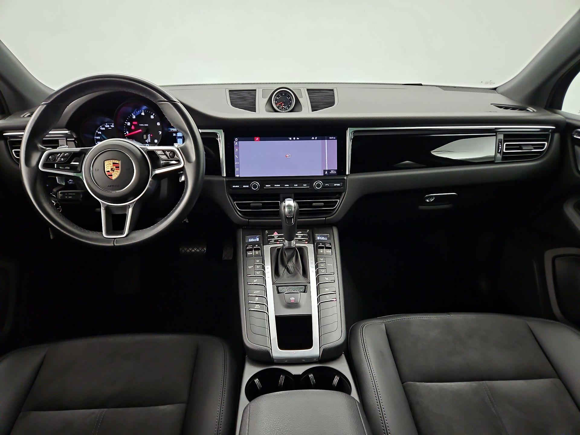Thumbnail: 2020 Porsche Macan - 9