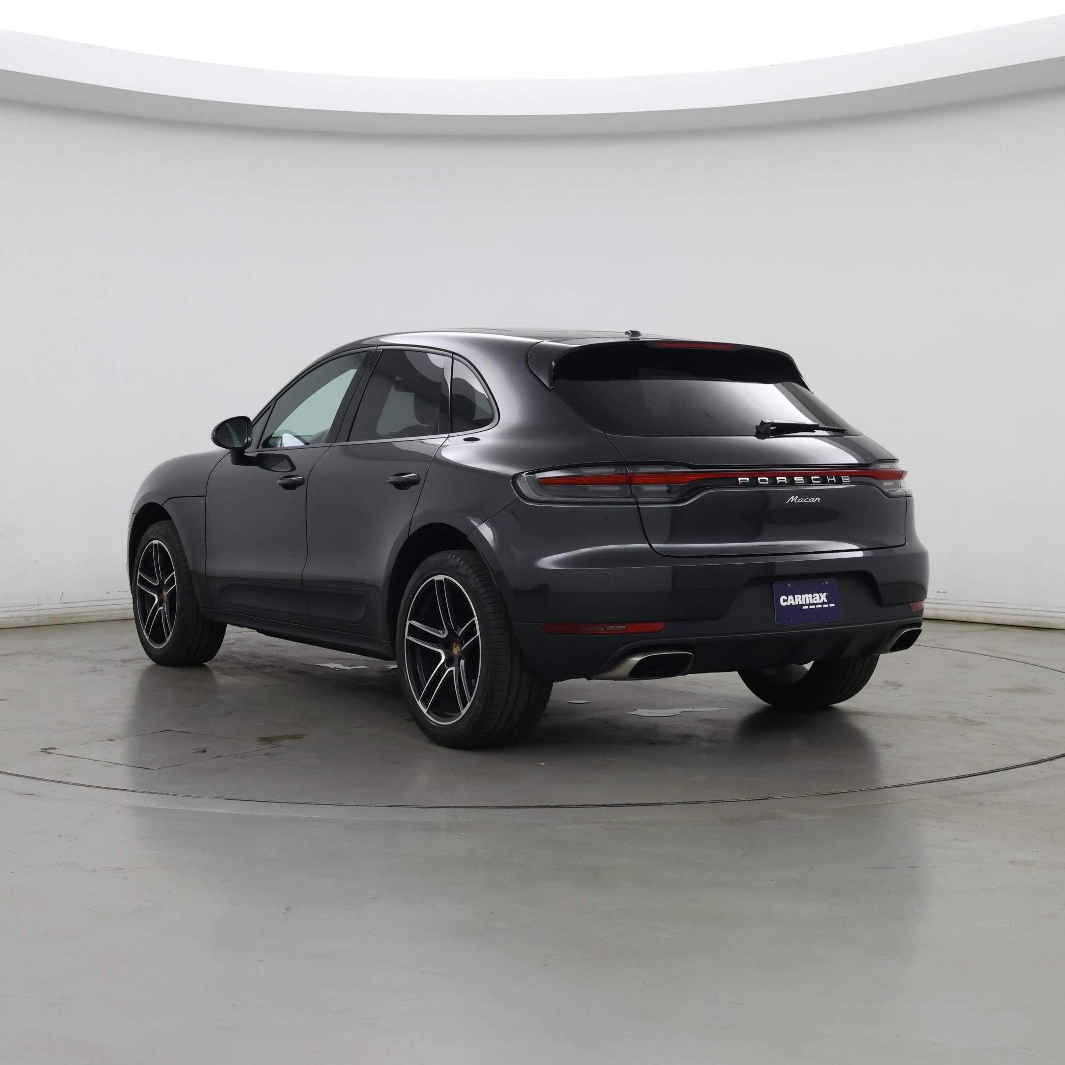 Thumbnail: 2020 Porsche Macan - 2