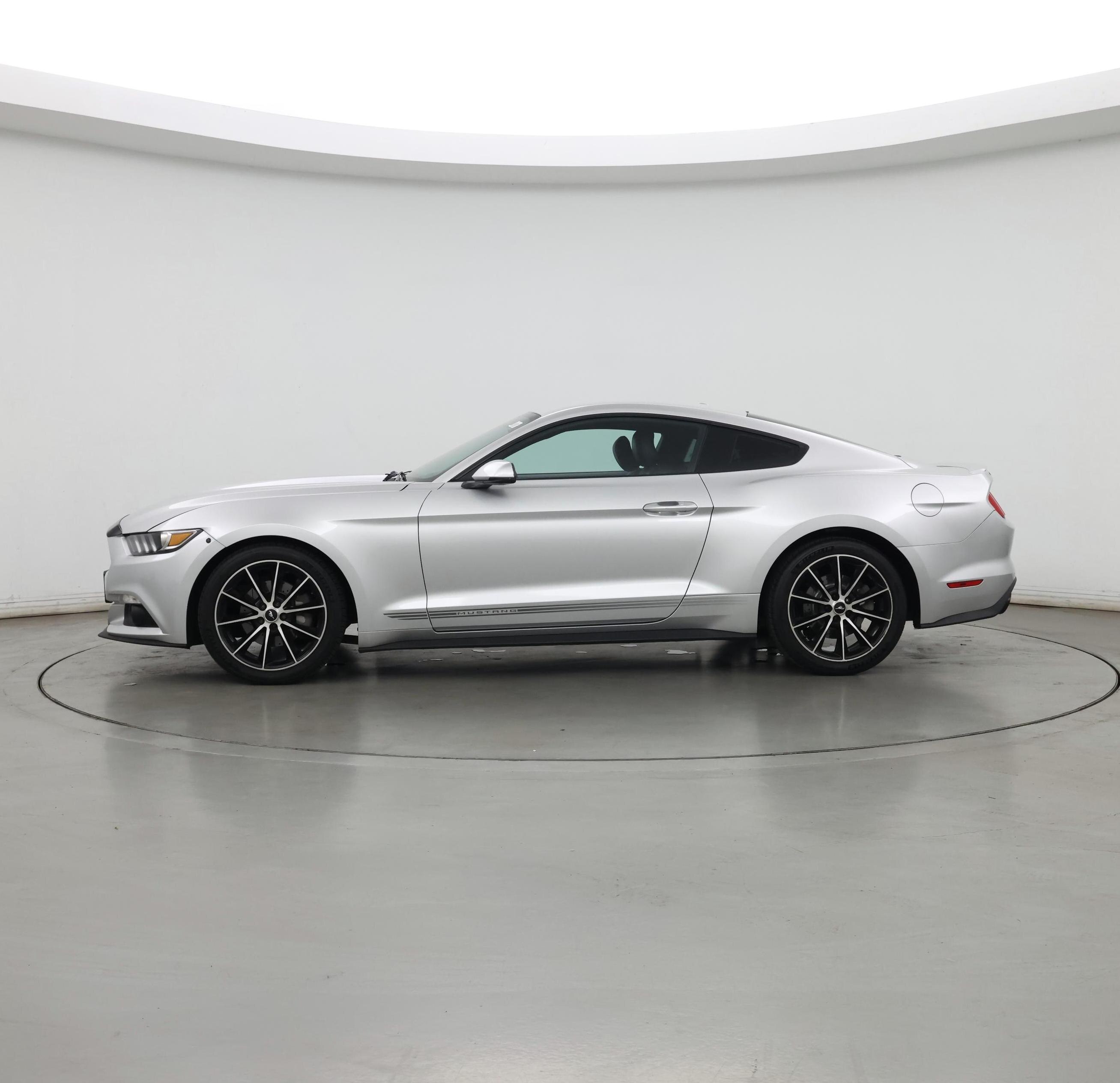 Thumbnail: 2016 Ford Mustang - 3