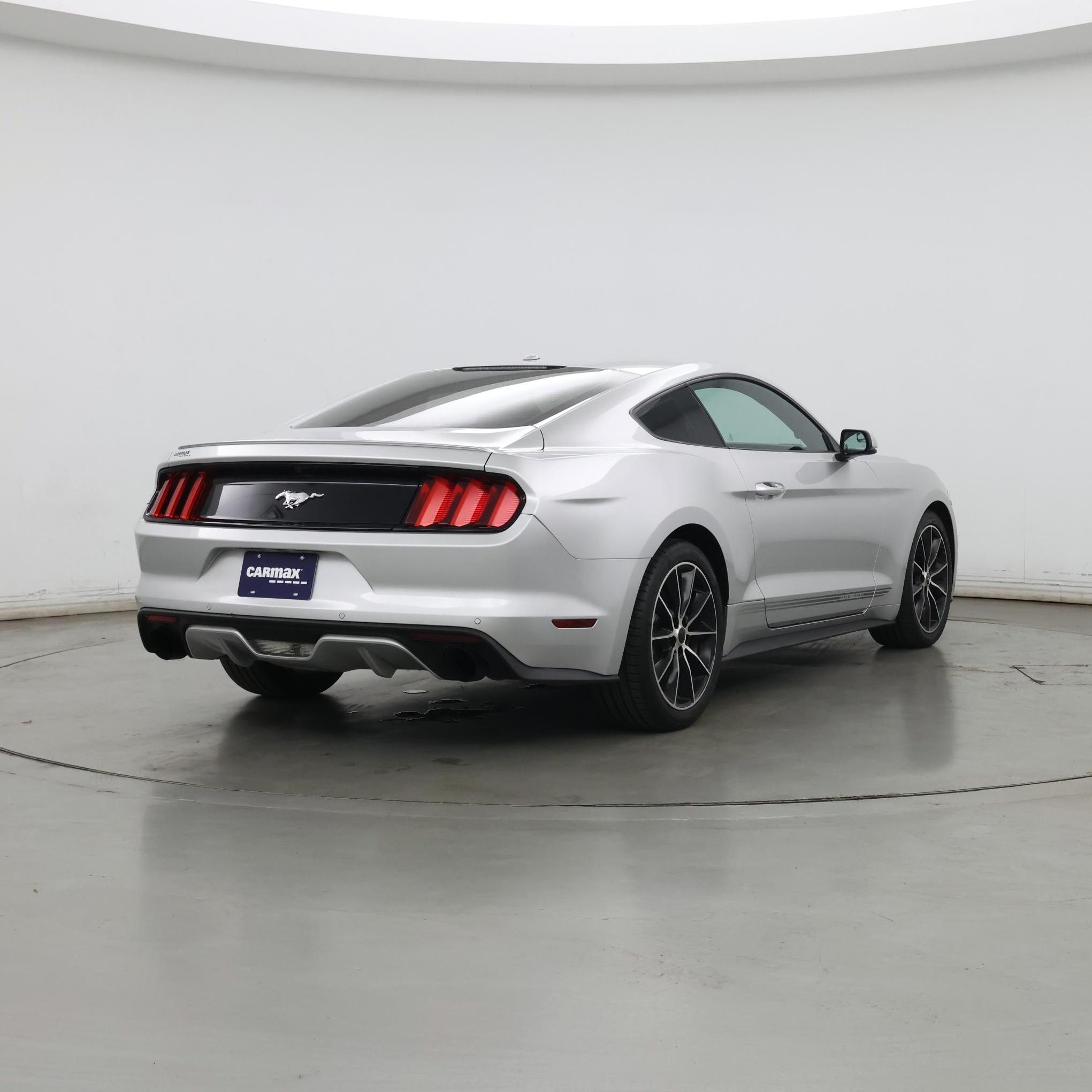 Thumbnail: 2016 Ford Mustang - 8