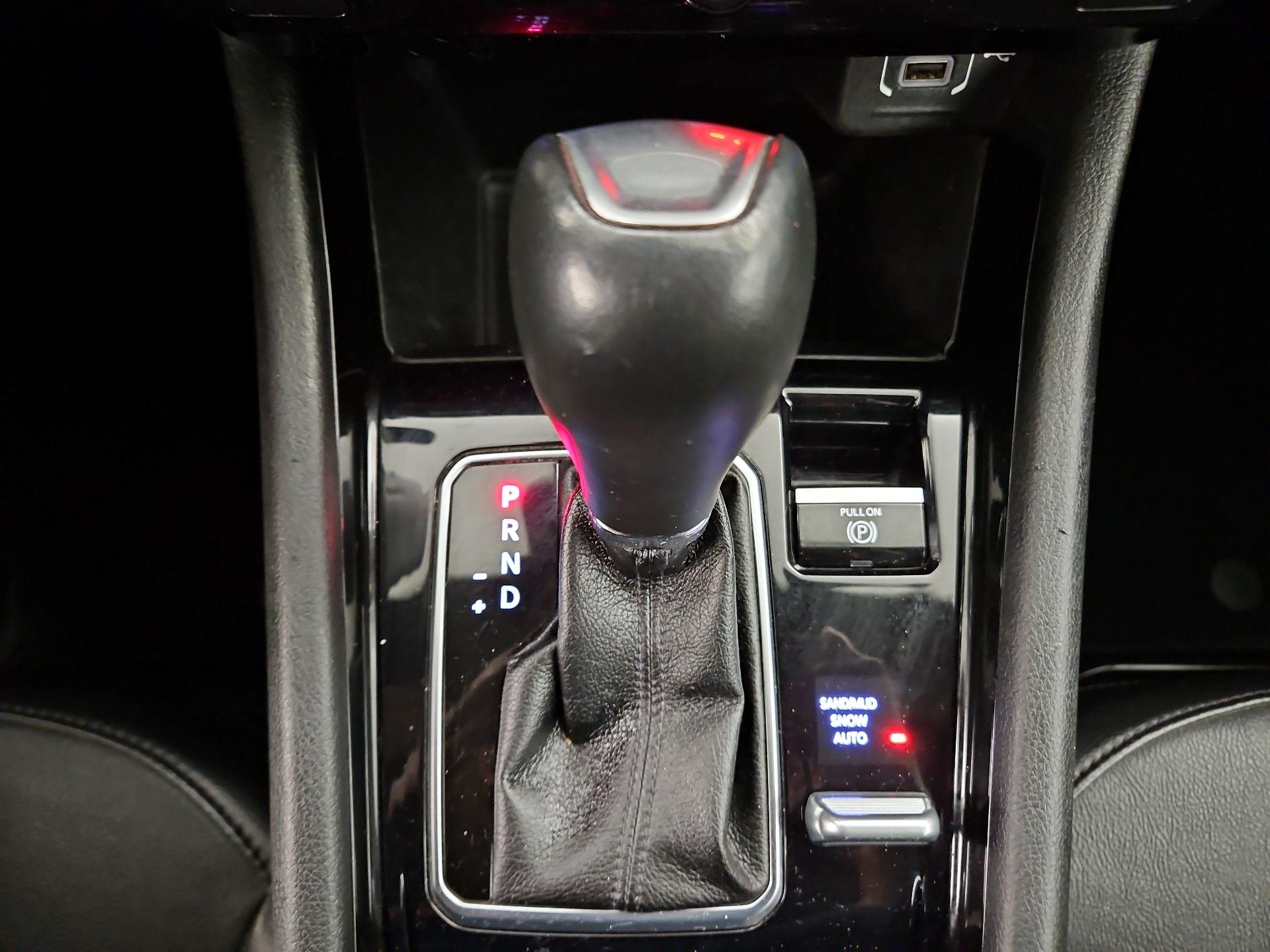 Thumbnail: 2023 Jeep Compass - 17