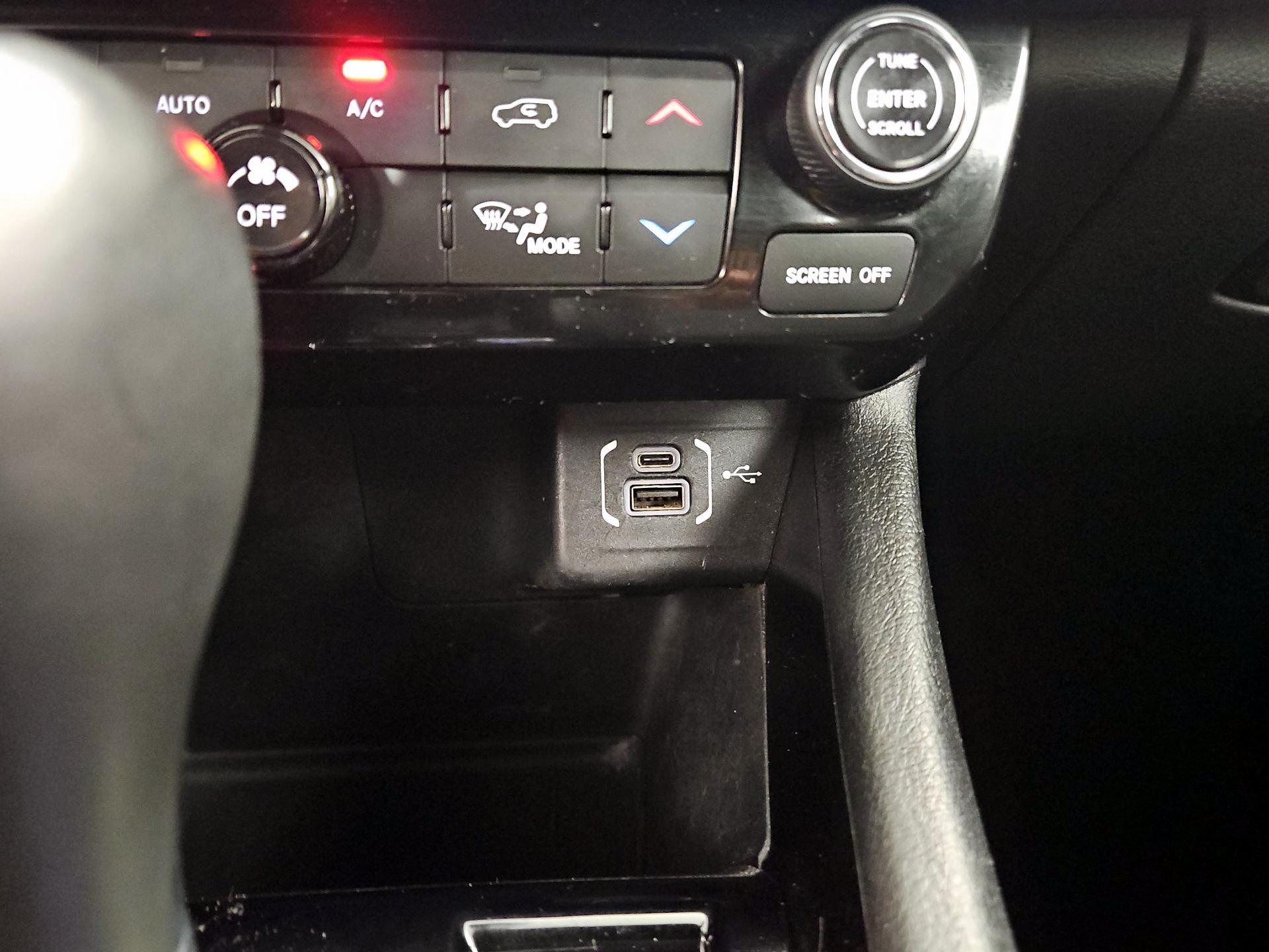 Thumbnail: 2023 Jeep Compass - 18