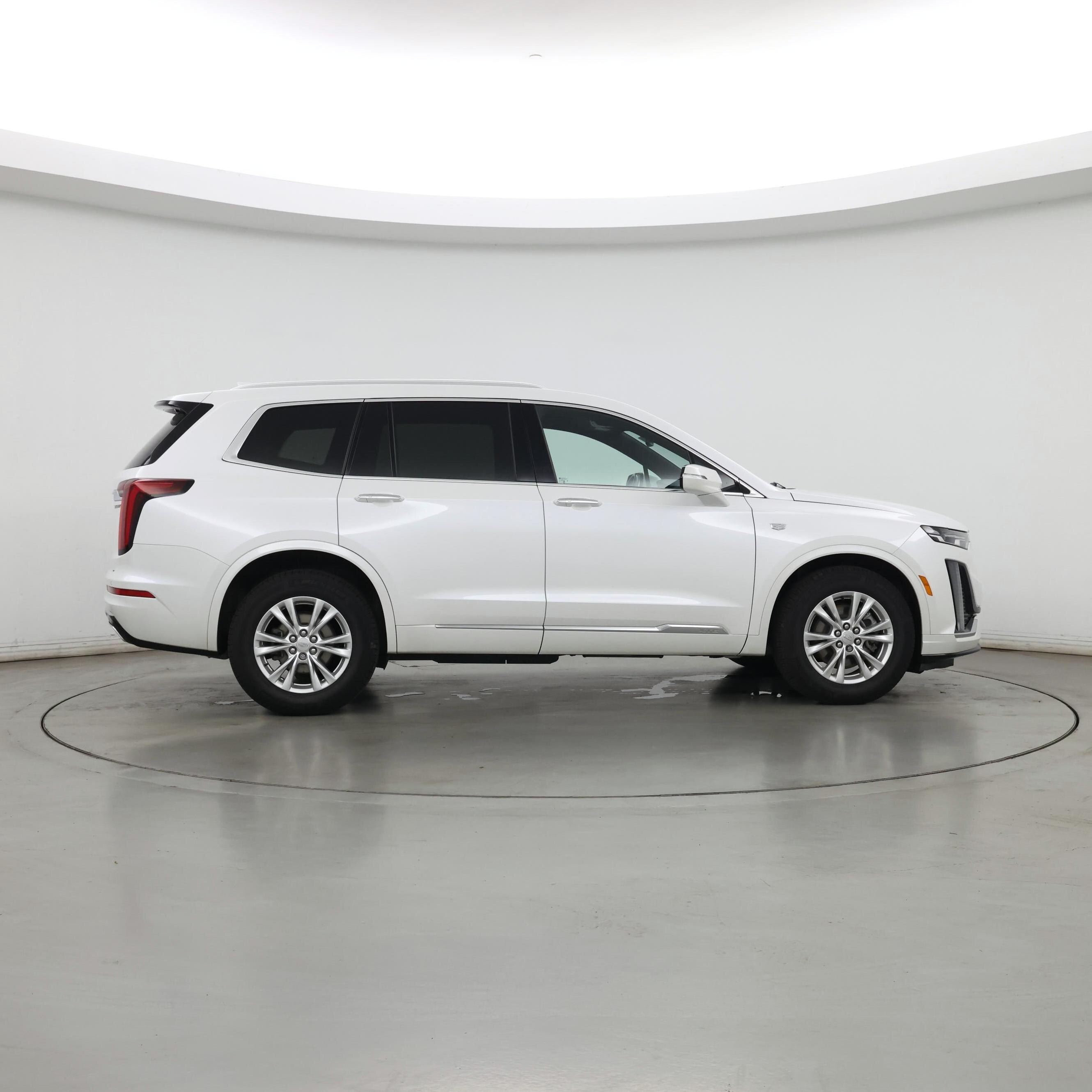 Thumbnail: 2022 Cadillac XT6 - 7