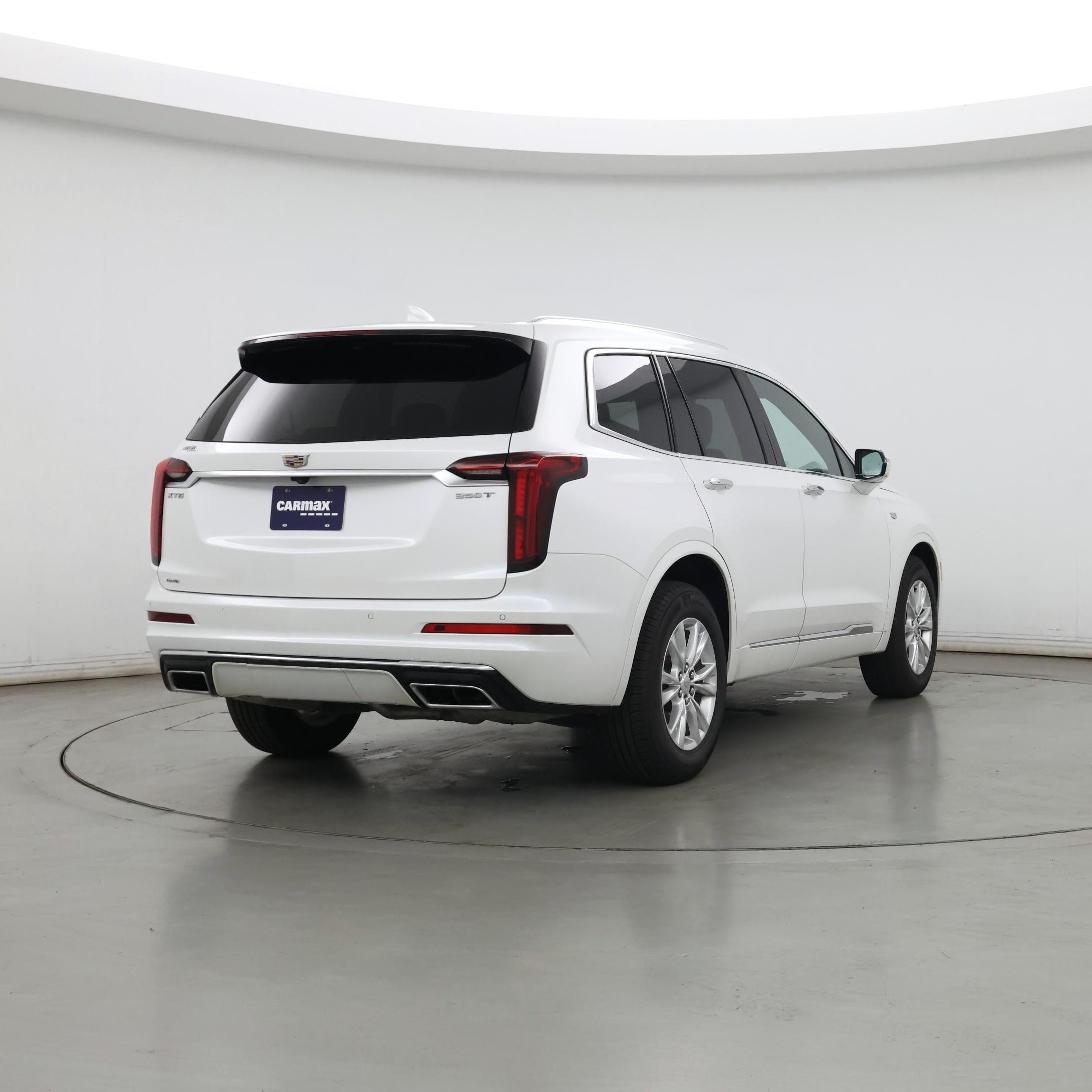 Thumbnail: 2022 Cadillac XT6 - 8