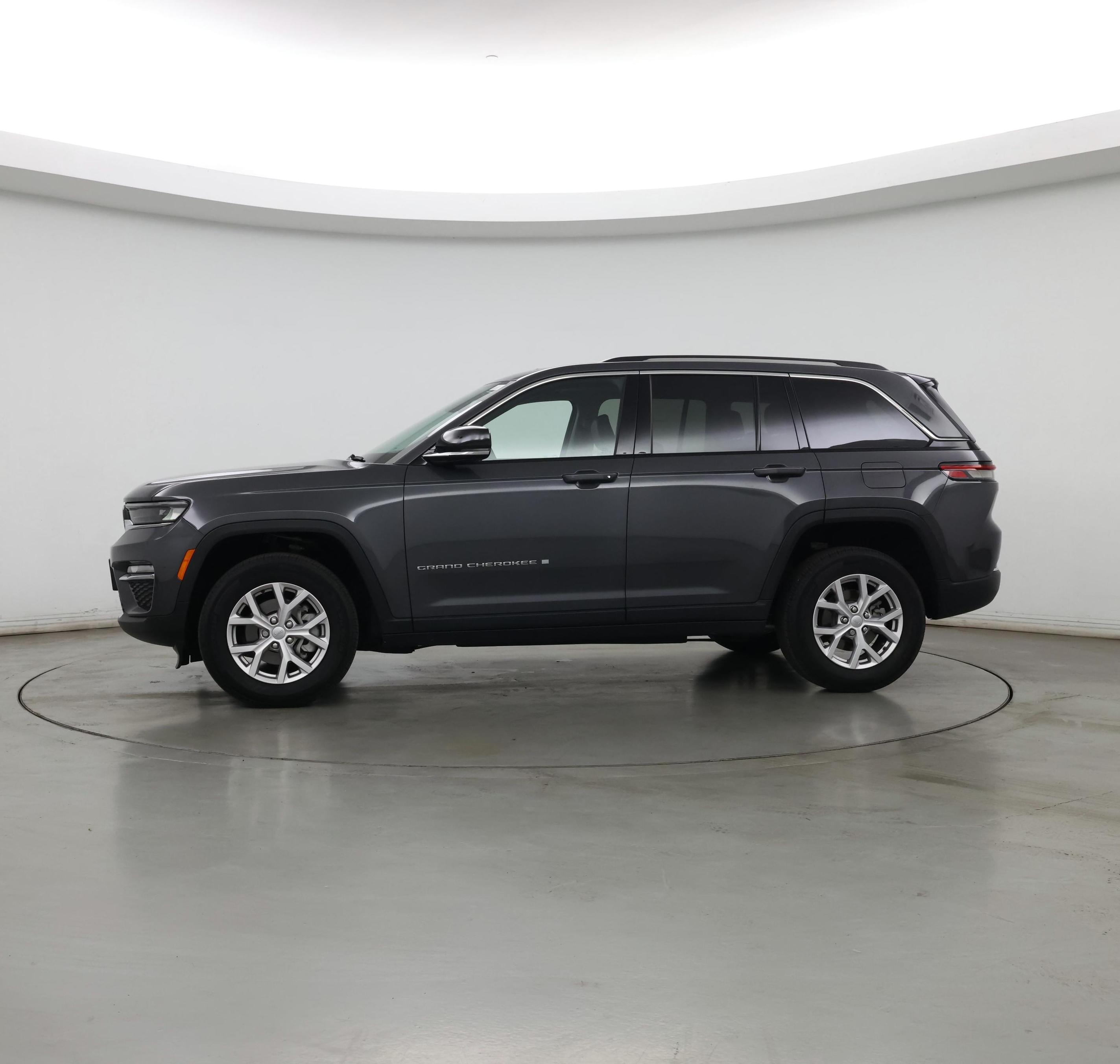 Thumbnail: 2022 Jeep Grand Cherokee - 3