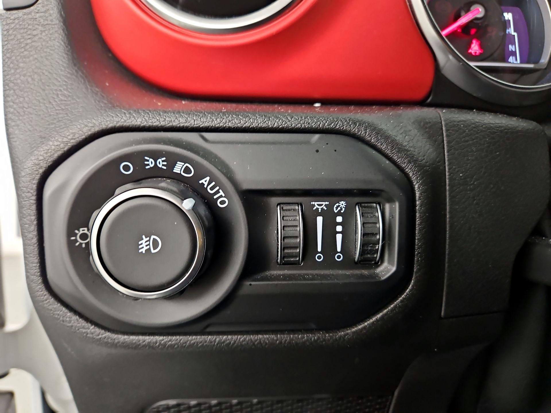 Thumbnail: 2021 Jeep Wrangler - 13