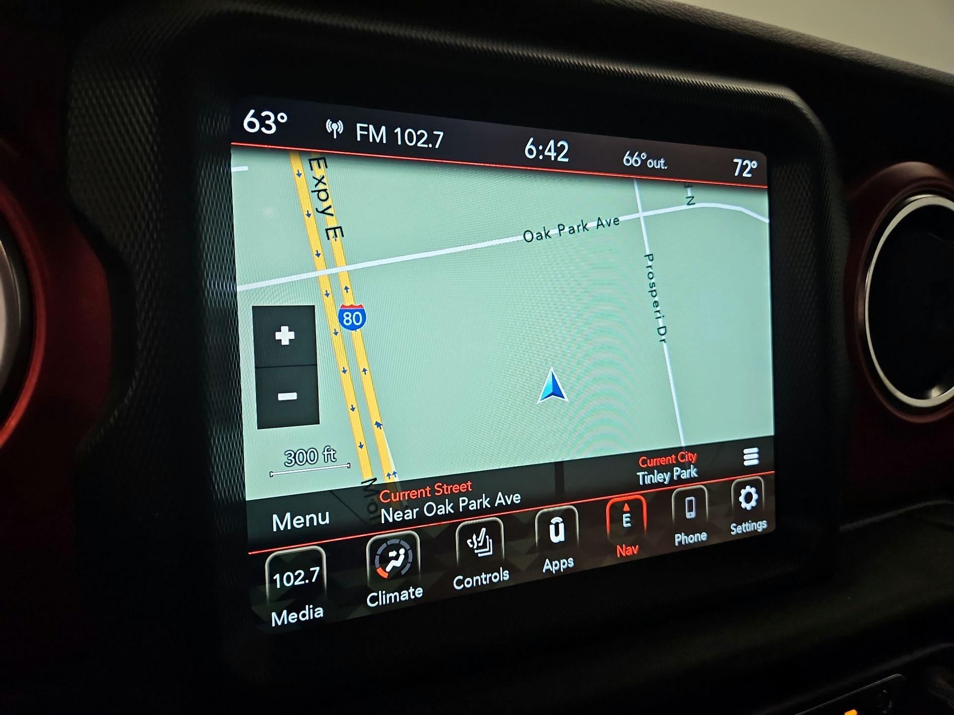 Thumbnail: 2021 Jeep Wrangler - 14