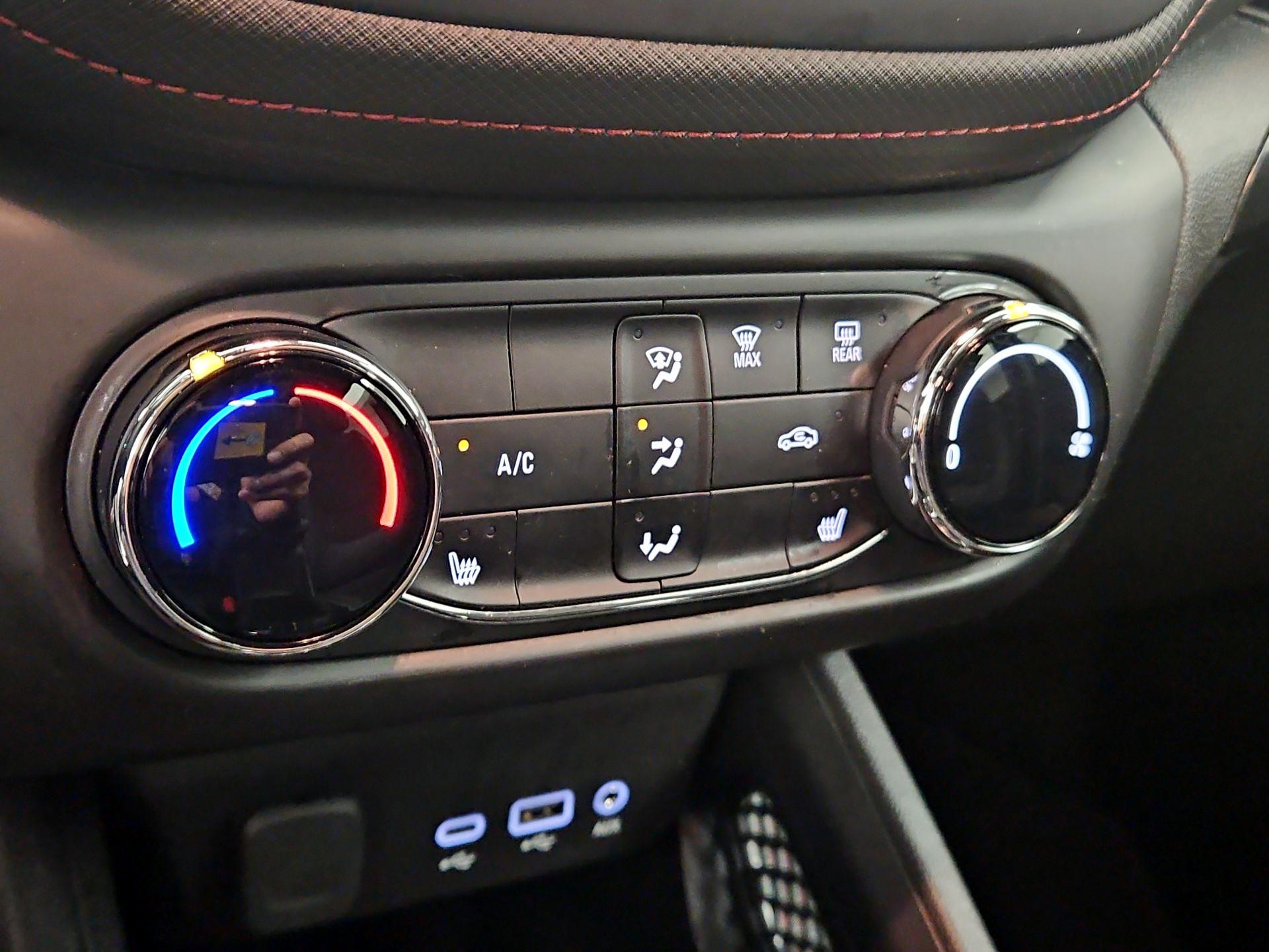 Thumbnail: 2023 Chevrolet TrailBlazer - 16