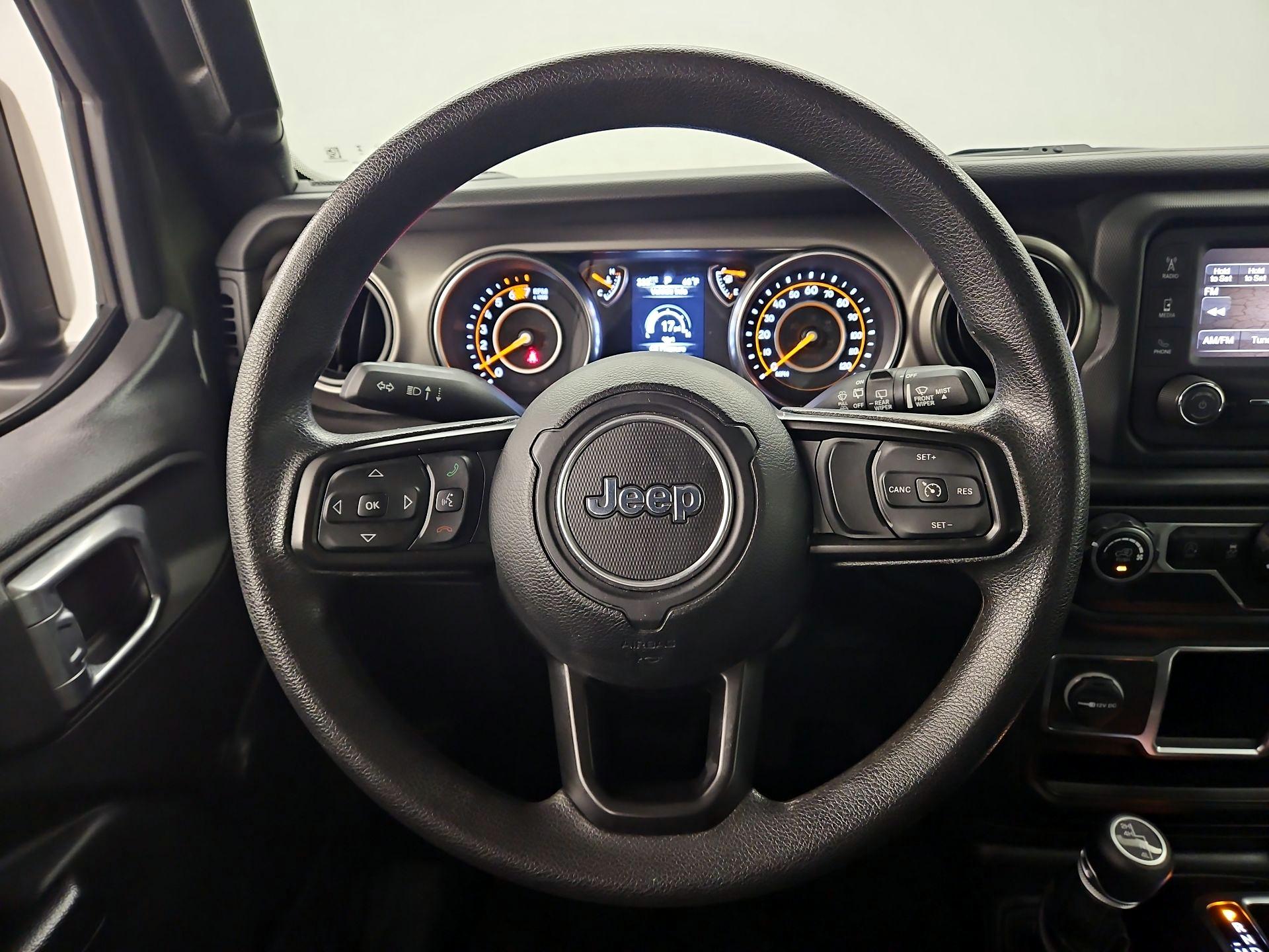 Thumbnail: 2021 Jeep Wrangler - 10