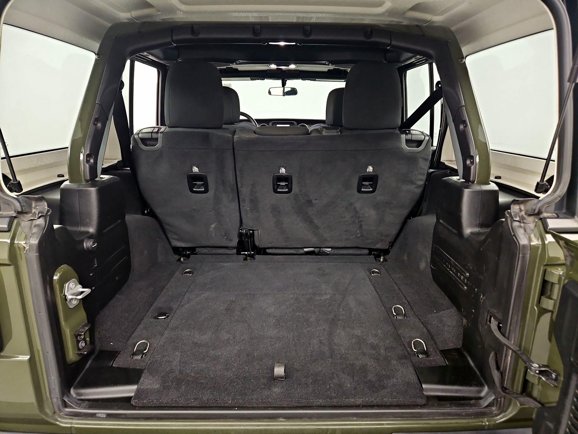 Thumbnail: 2021 Jeep Wrangler - 20