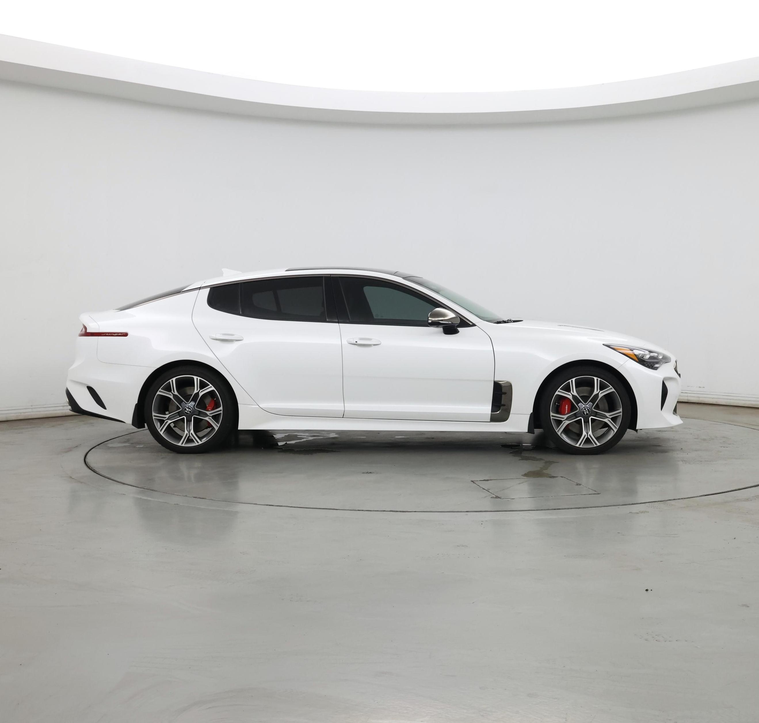 Thumbnail: 2020 Kia Stinger - 7