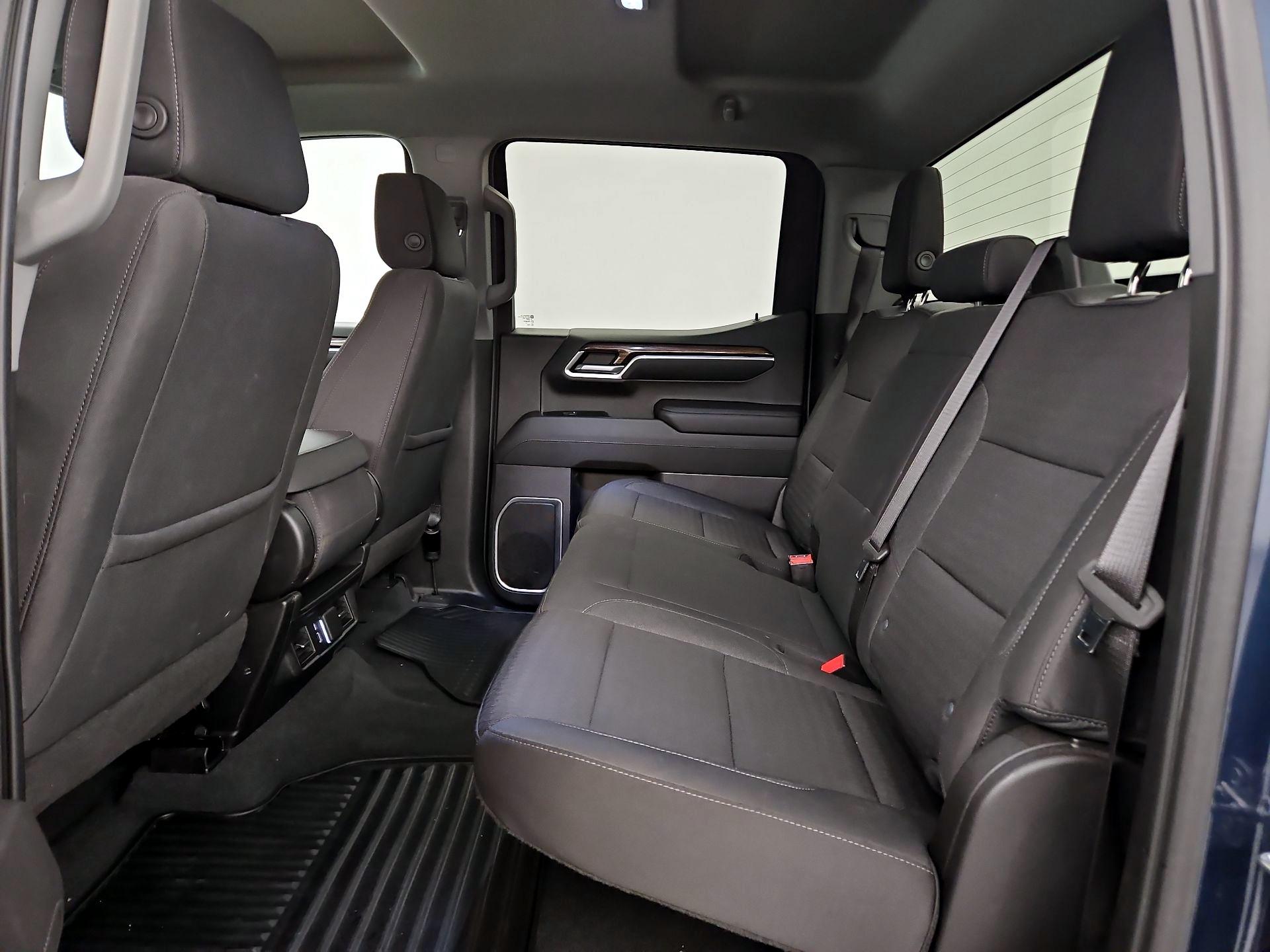 Thumbnail: 2022 Chevrolet Silverado 1500 - 19