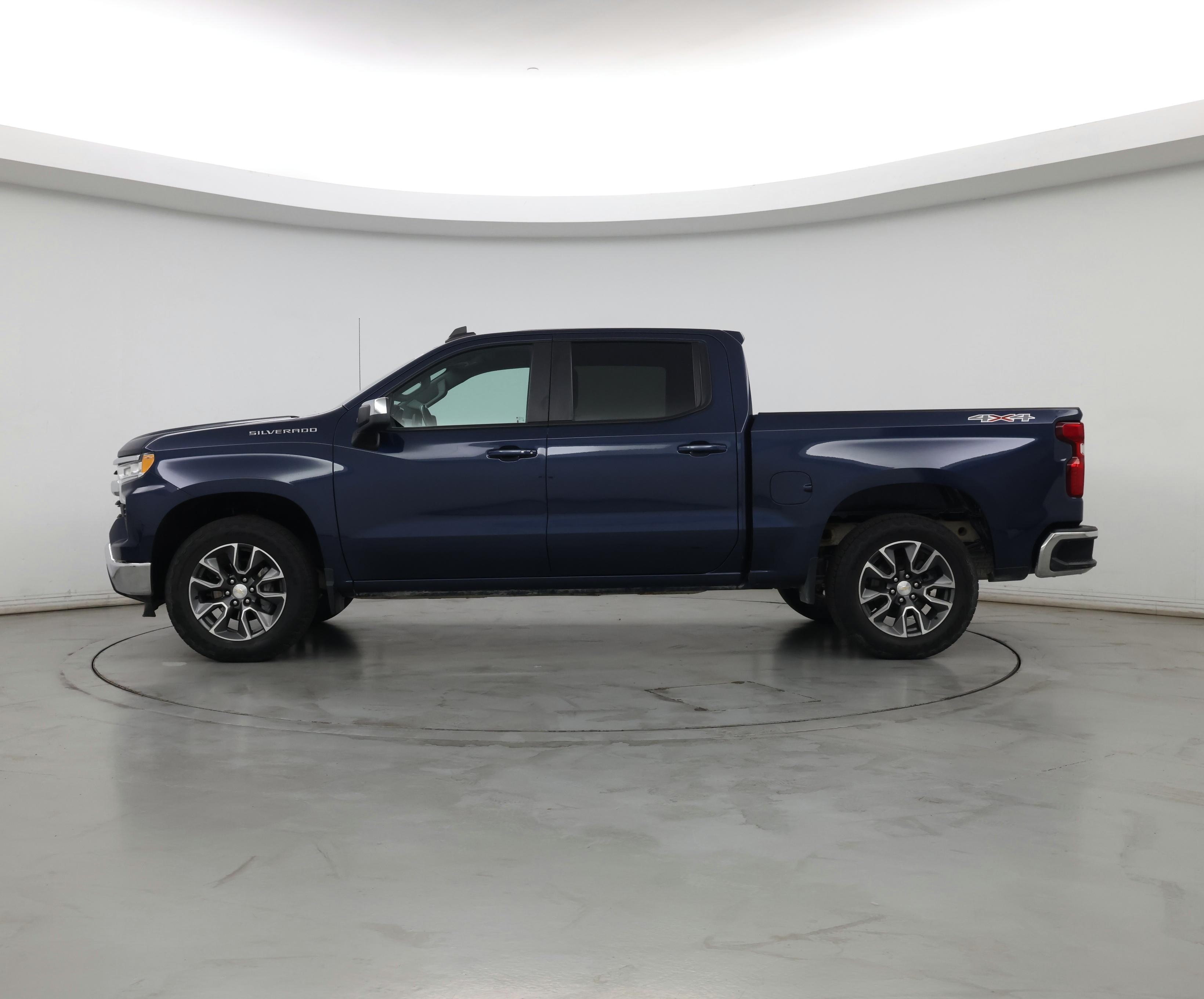 Thumbnail: 2022 Chevrolet Silverado 1500 - 3