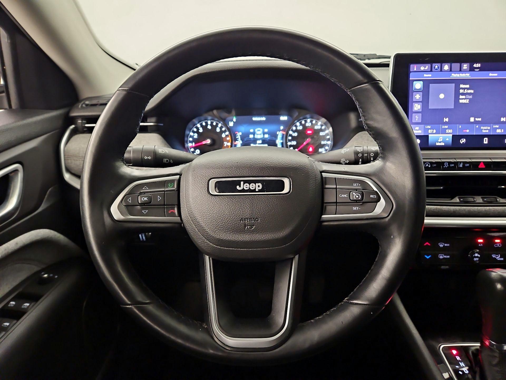 Thumbnail: 2022 Jeep Compass - 10