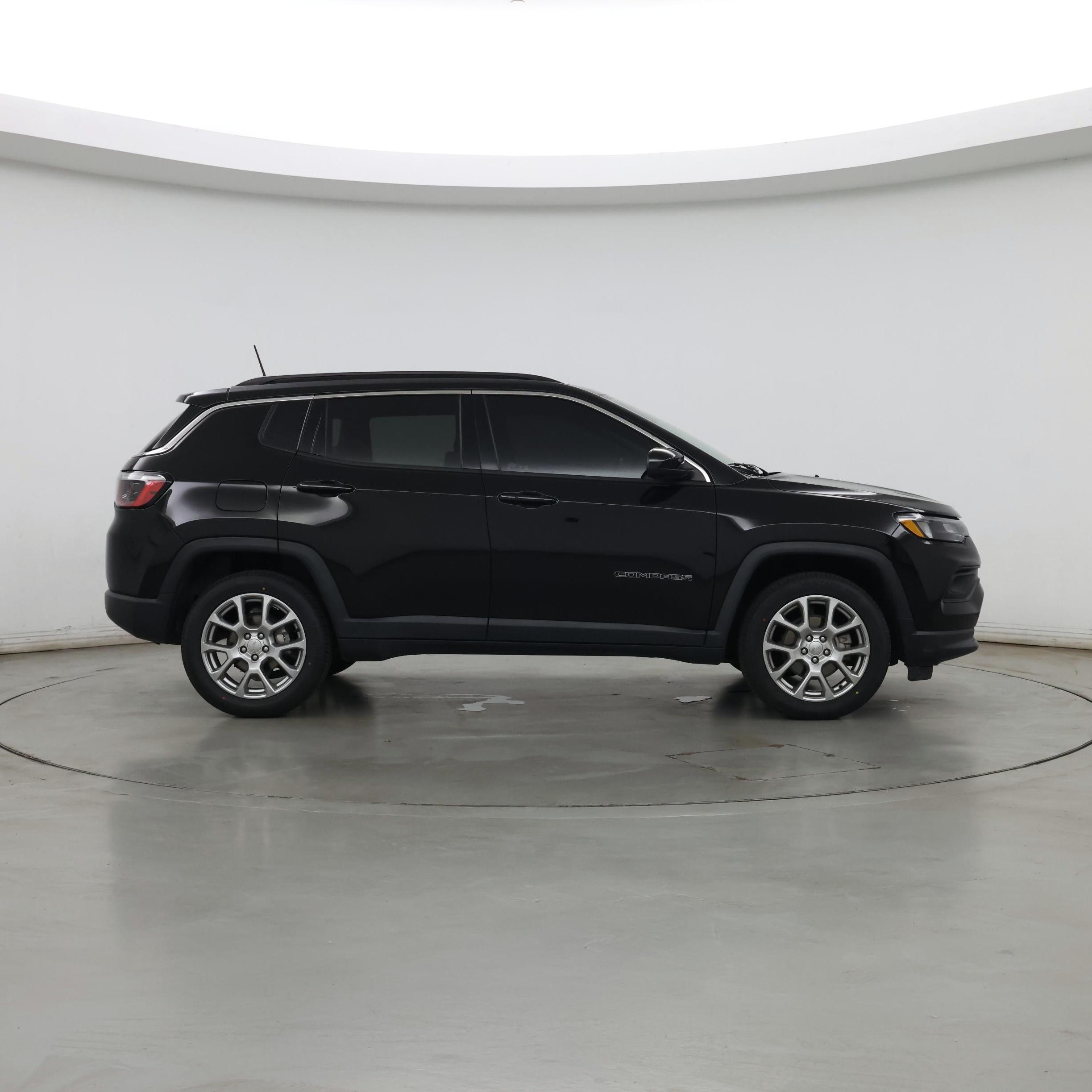 Thumbnail: 2022 Jeep Compass - 7