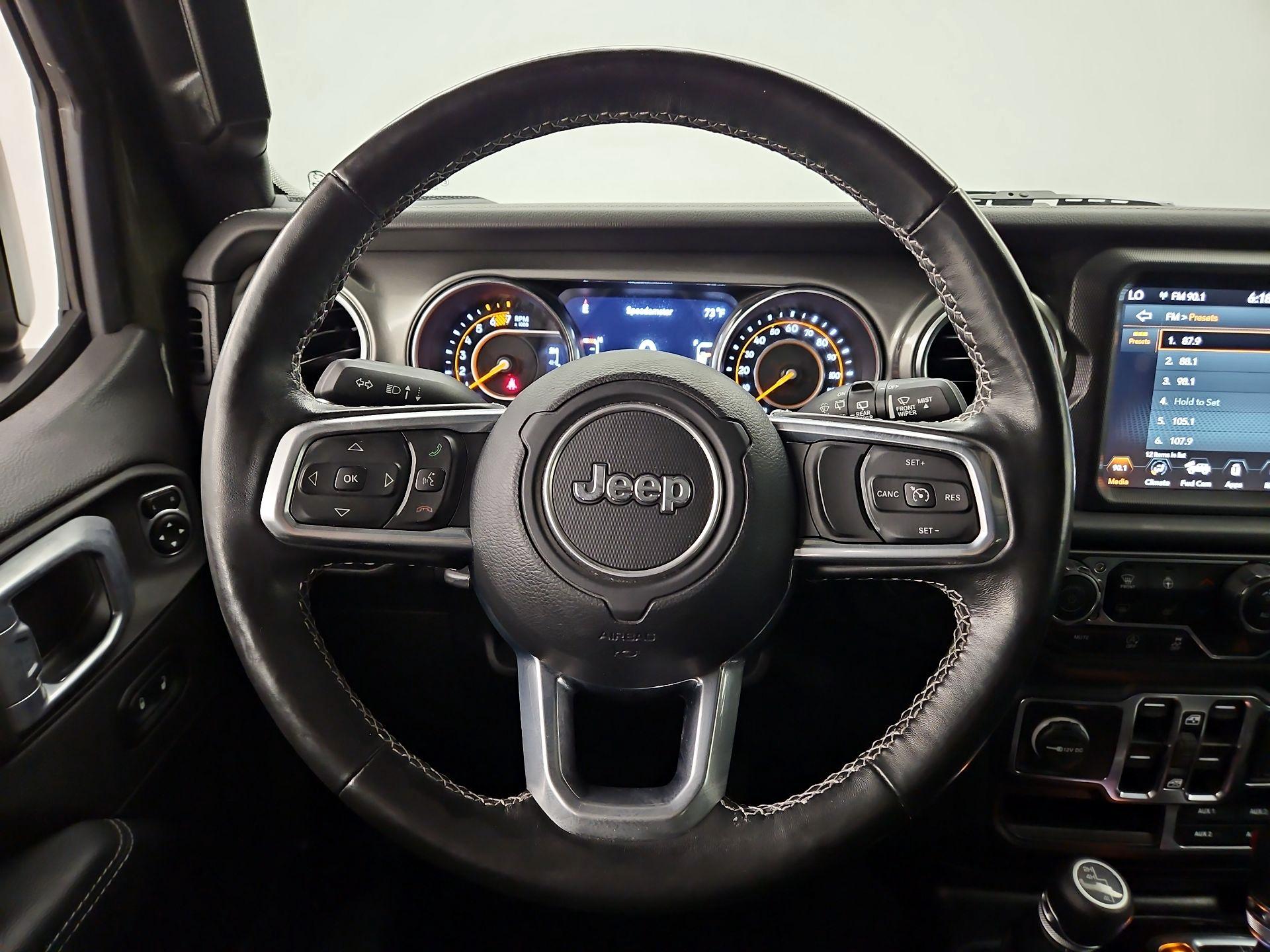 Thumbnail: 2022 Jeep Wrangler - 10