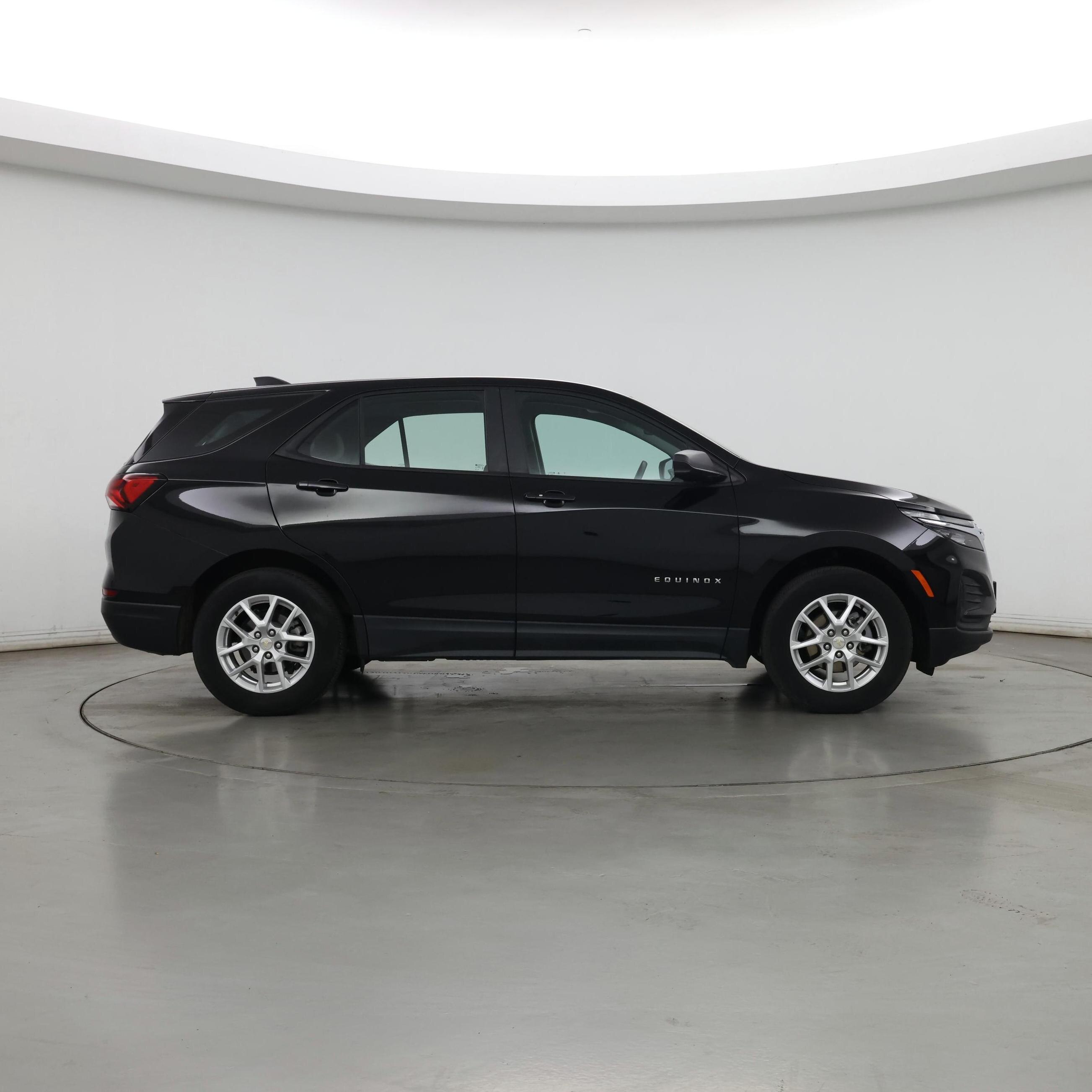 Thumbnail: 2023 Chevrolet Equinox - 7